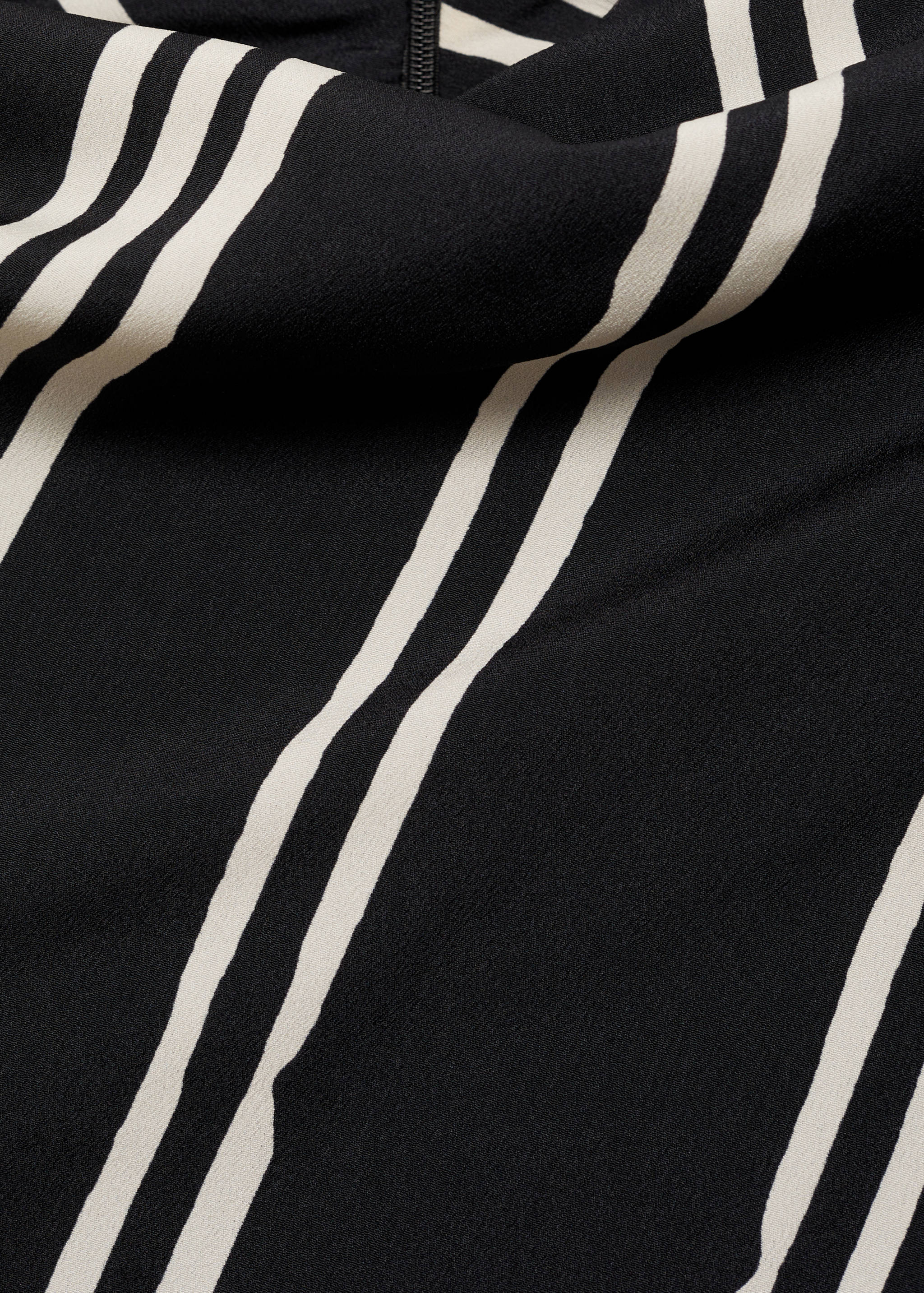 Stripe-print midi-dress - Details of the article 8
