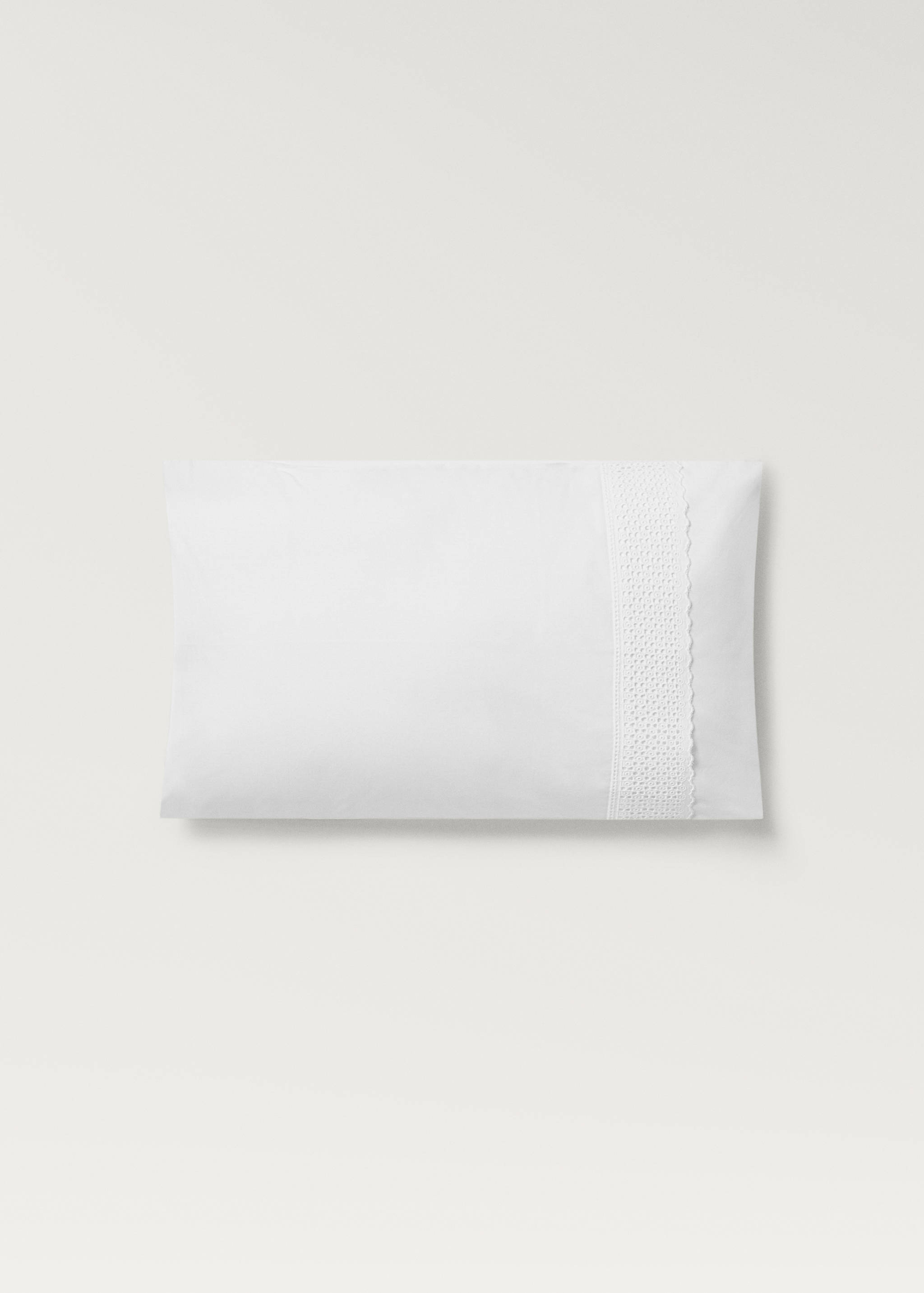 Set of embroidered percale cotton sheets and pillow for cot - Details of the article 2