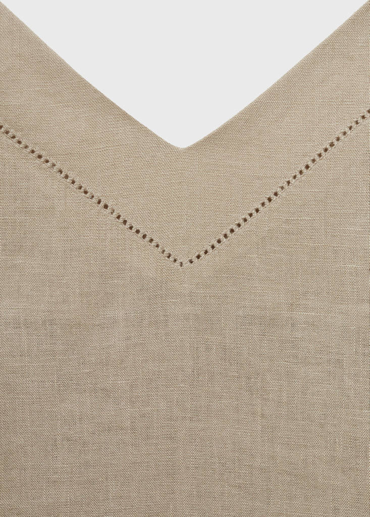 Linen nightgown — Sand