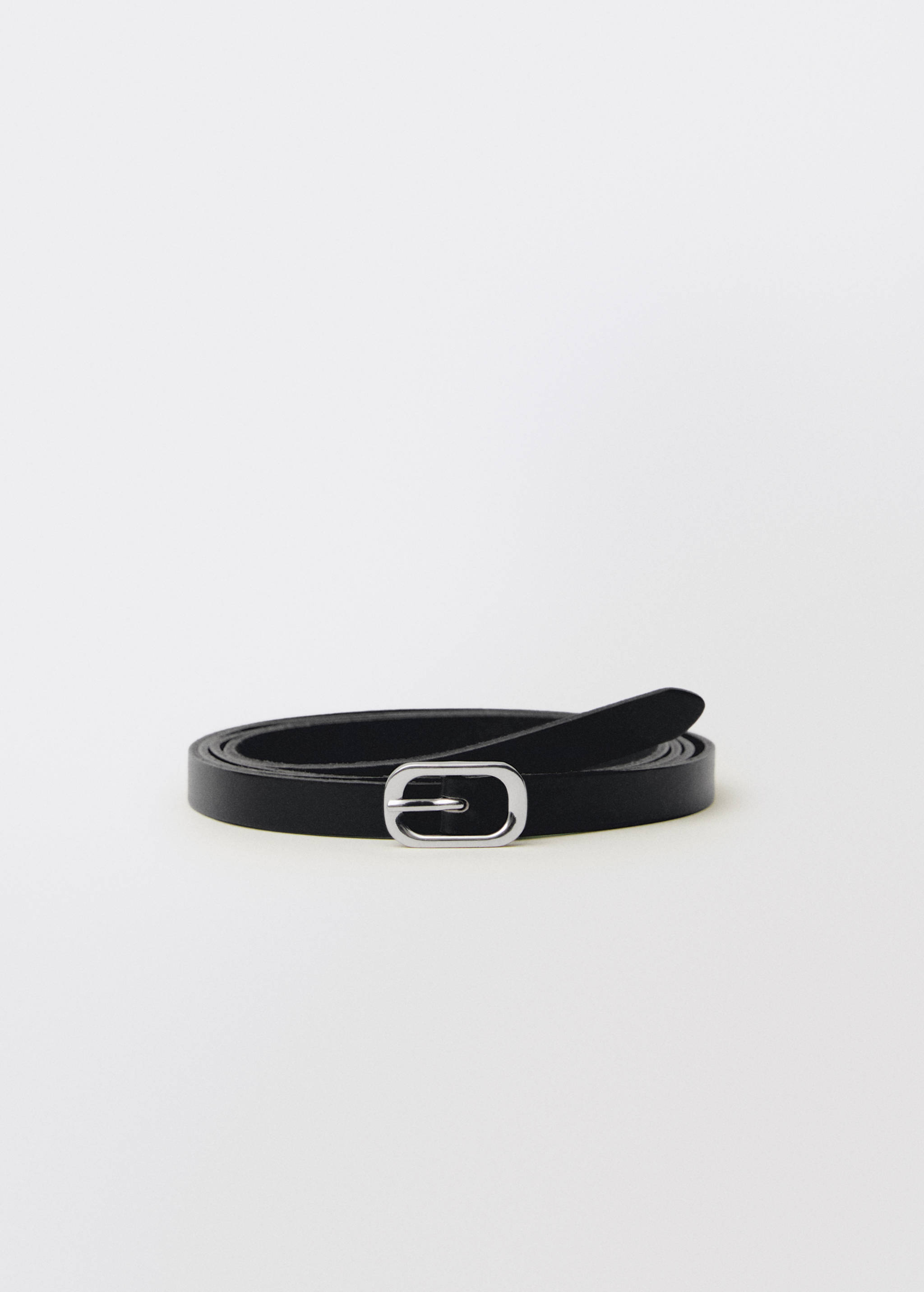 Leather belt with oval buckle - Article without model