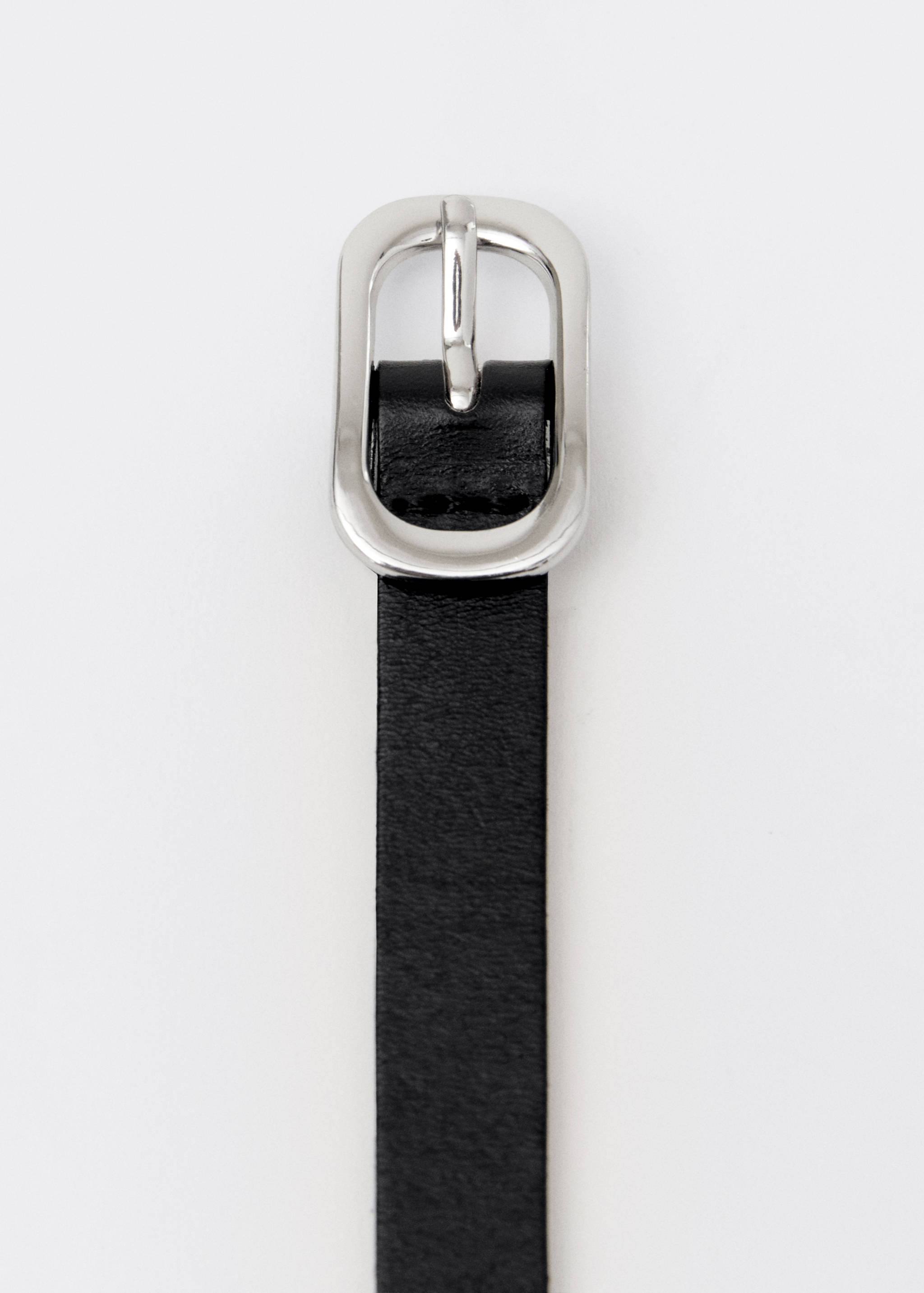 Leather belt with oval buckle - Details of the article 2