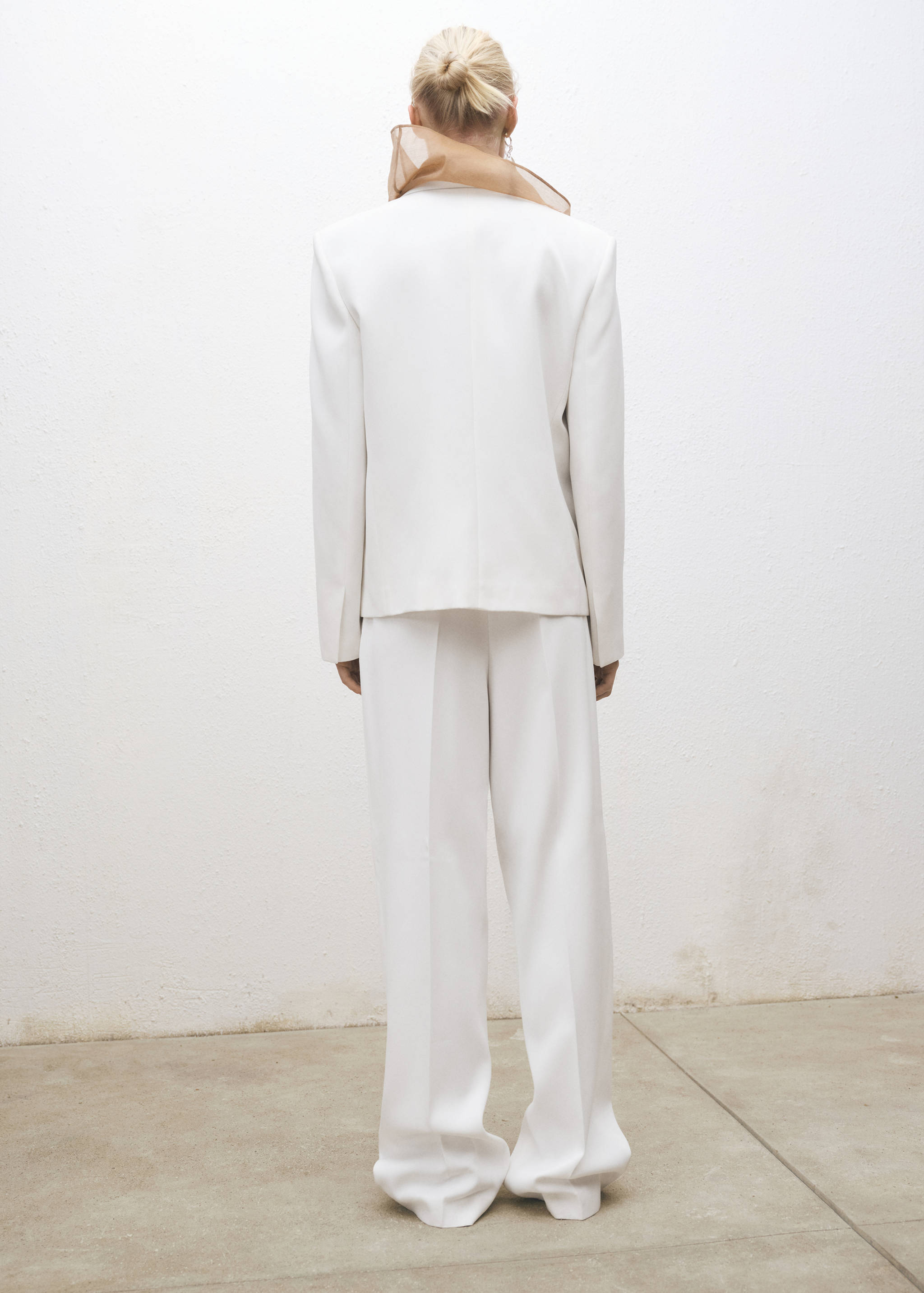 Wide leg suit trousers - Reverse of the article