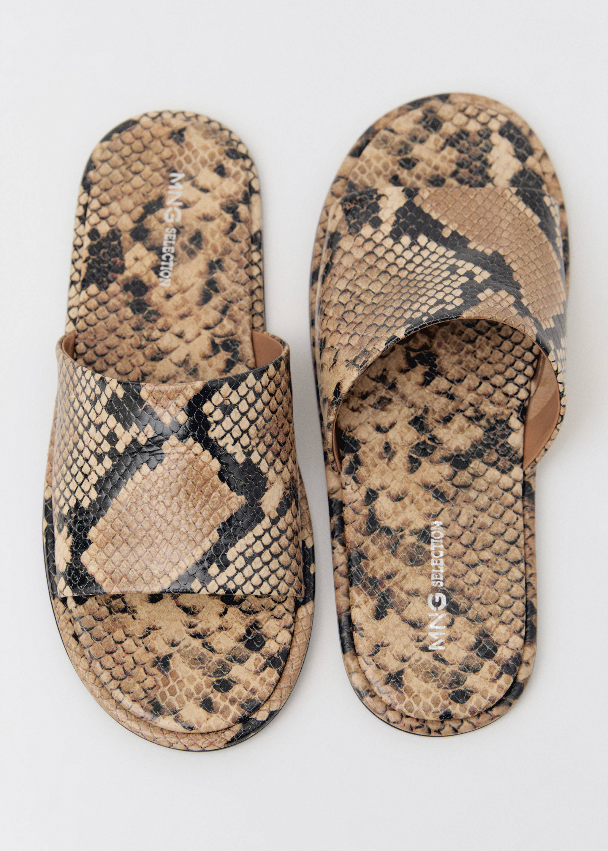 Animal-print leather sandals - Details of the article 4