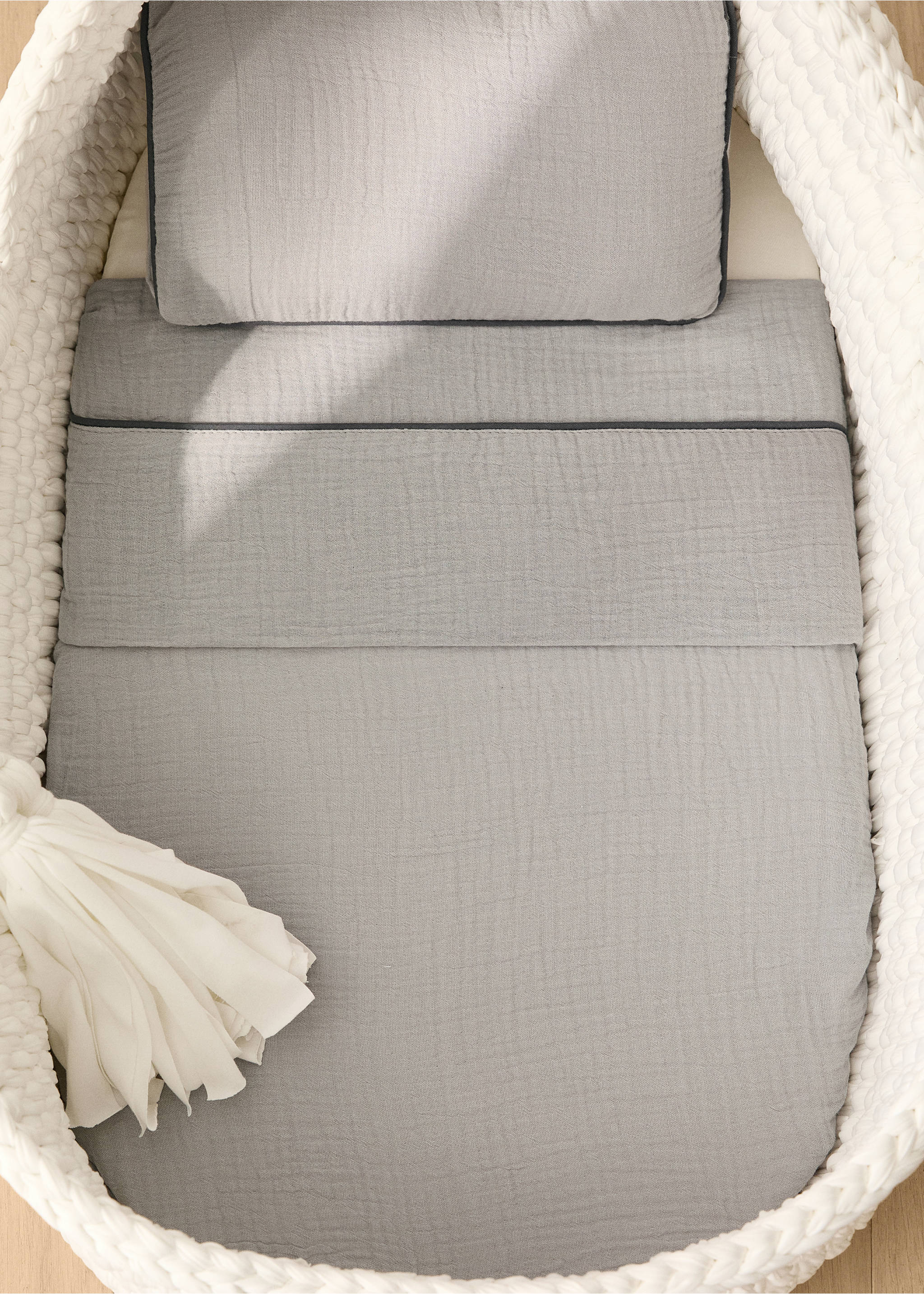 Set of chiffon cotton top sheet and pillowcase for mini cot - General plane, Light/Pastel Grey. Ref: 87044428-00.