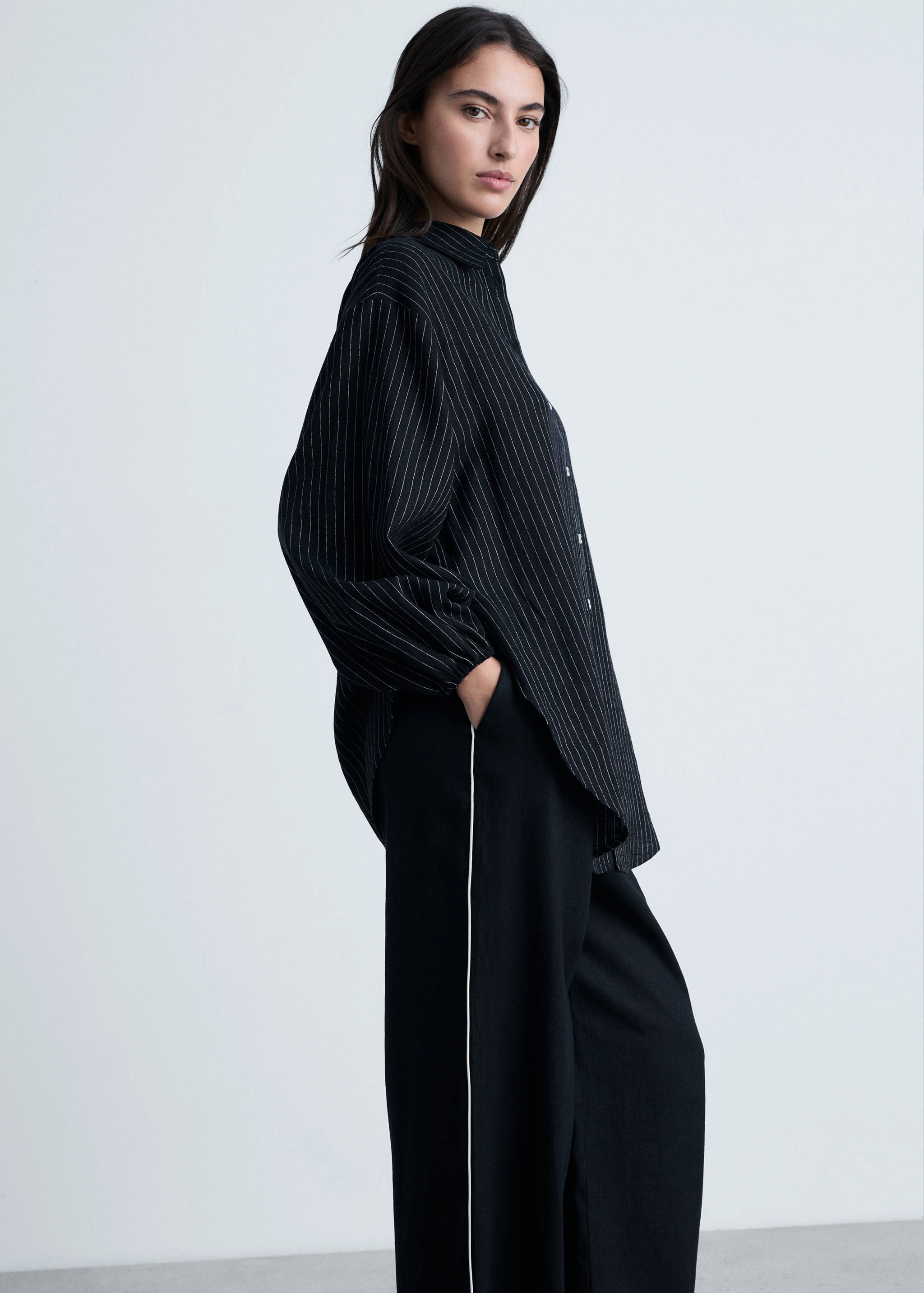 قميص به عقدة ومخطط - تفاصيل المنتج 2