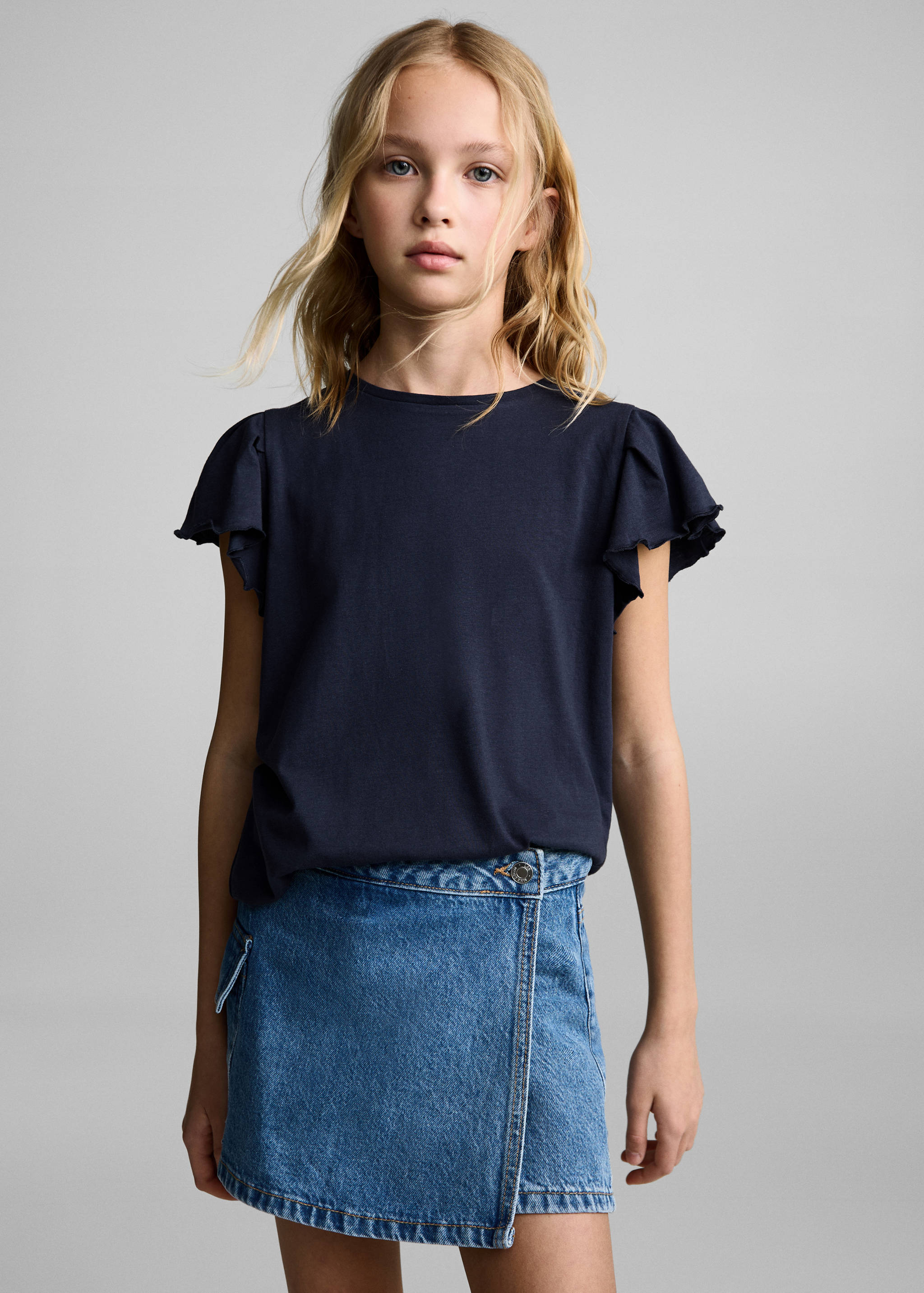 Short-sleeved ruffle t-shirt - Medium plane