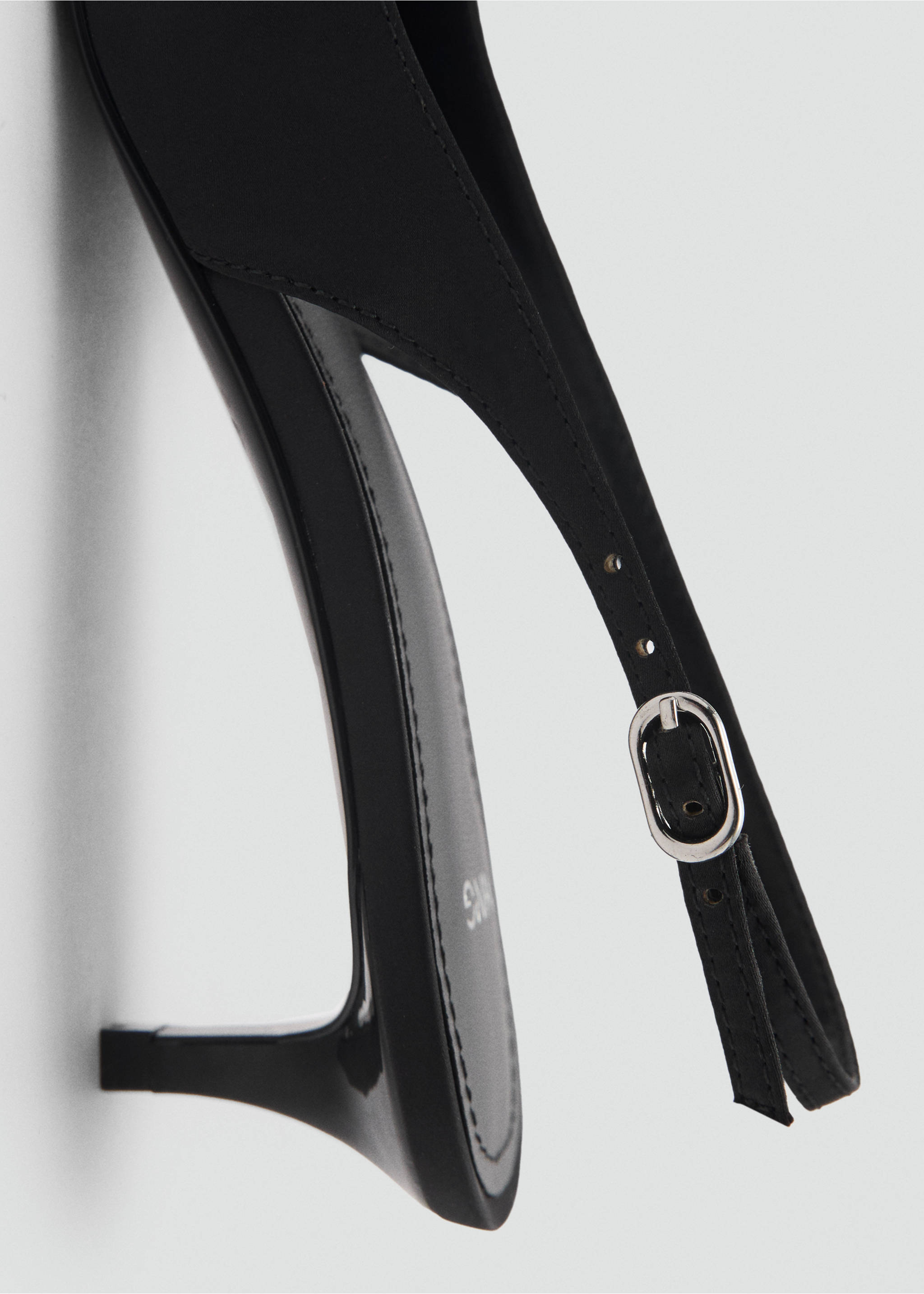 High-heeled shoes with pointed toe and bow - Details of the article 1, Black. Ref: 87044805-00.