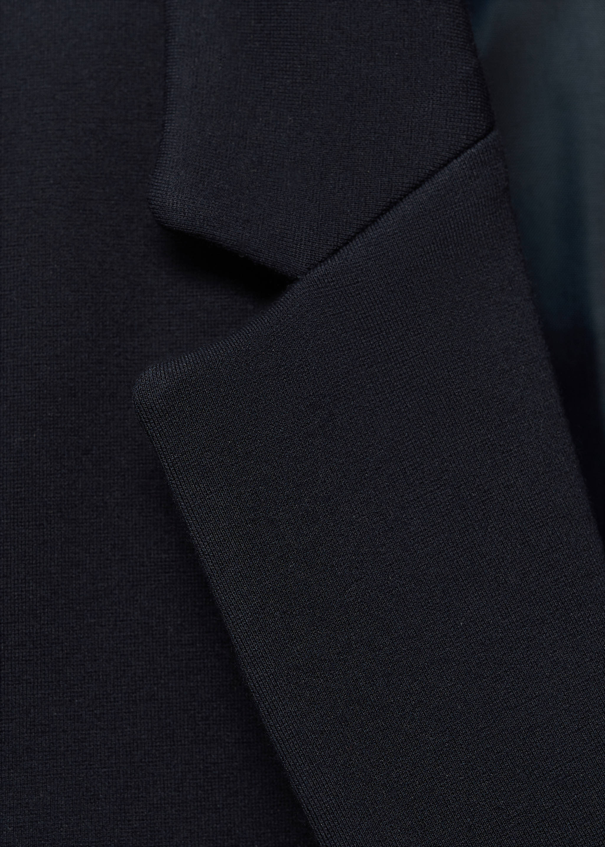 Suit blazer with flap pockets - Details of the article 0