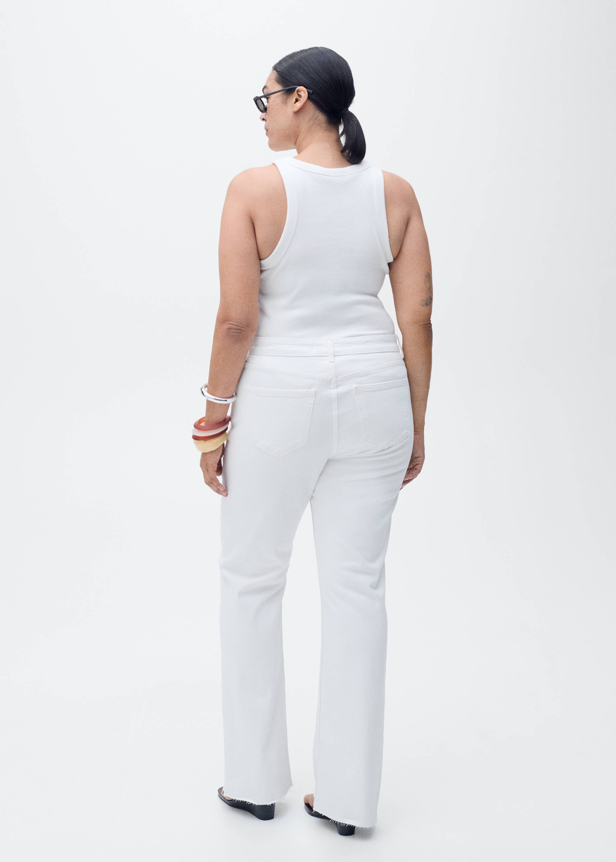 Fiona flared mid-rise jeans - Details of the article 4