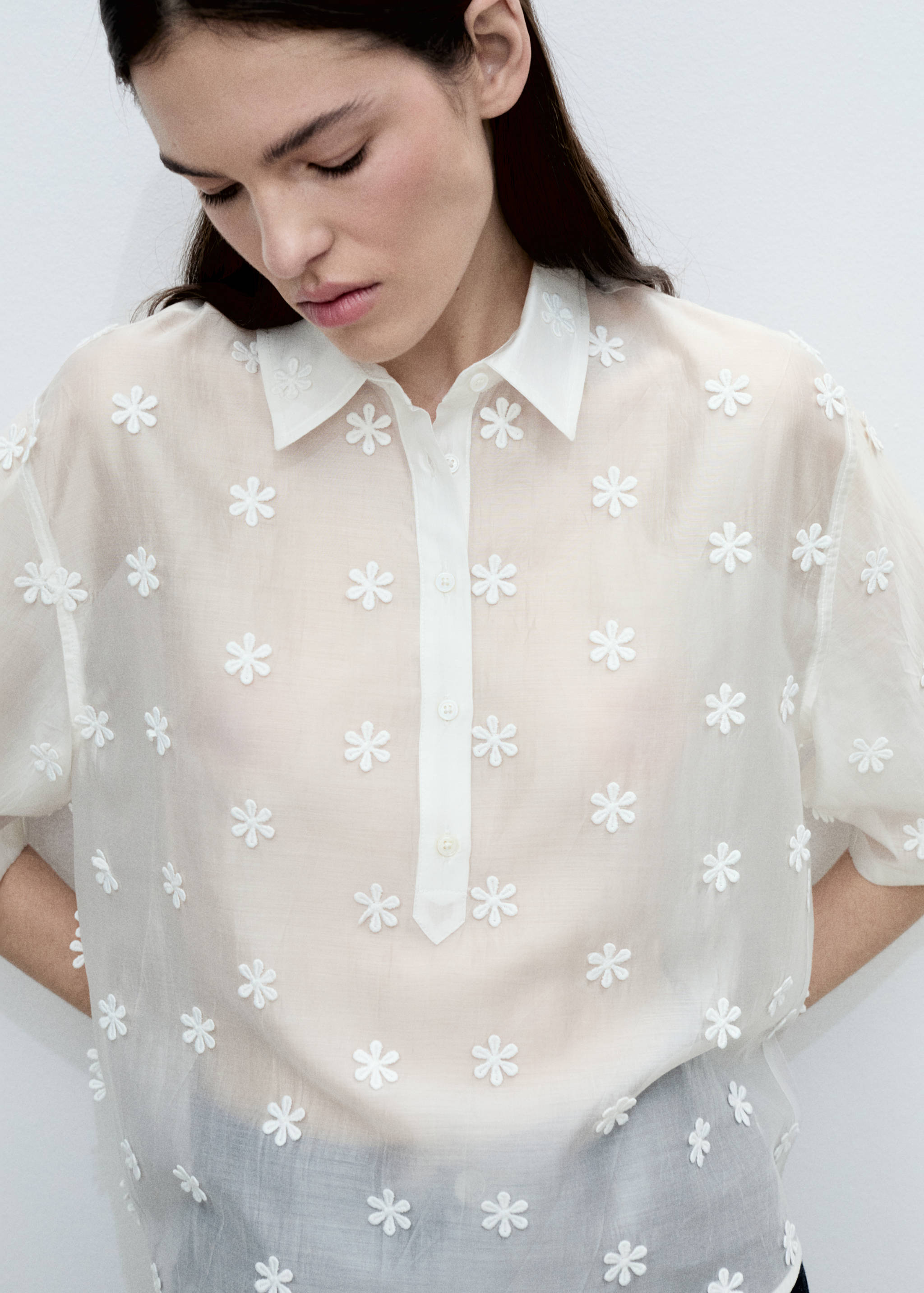 Semi-transparent lyocell shirt with flowers - Medium plane