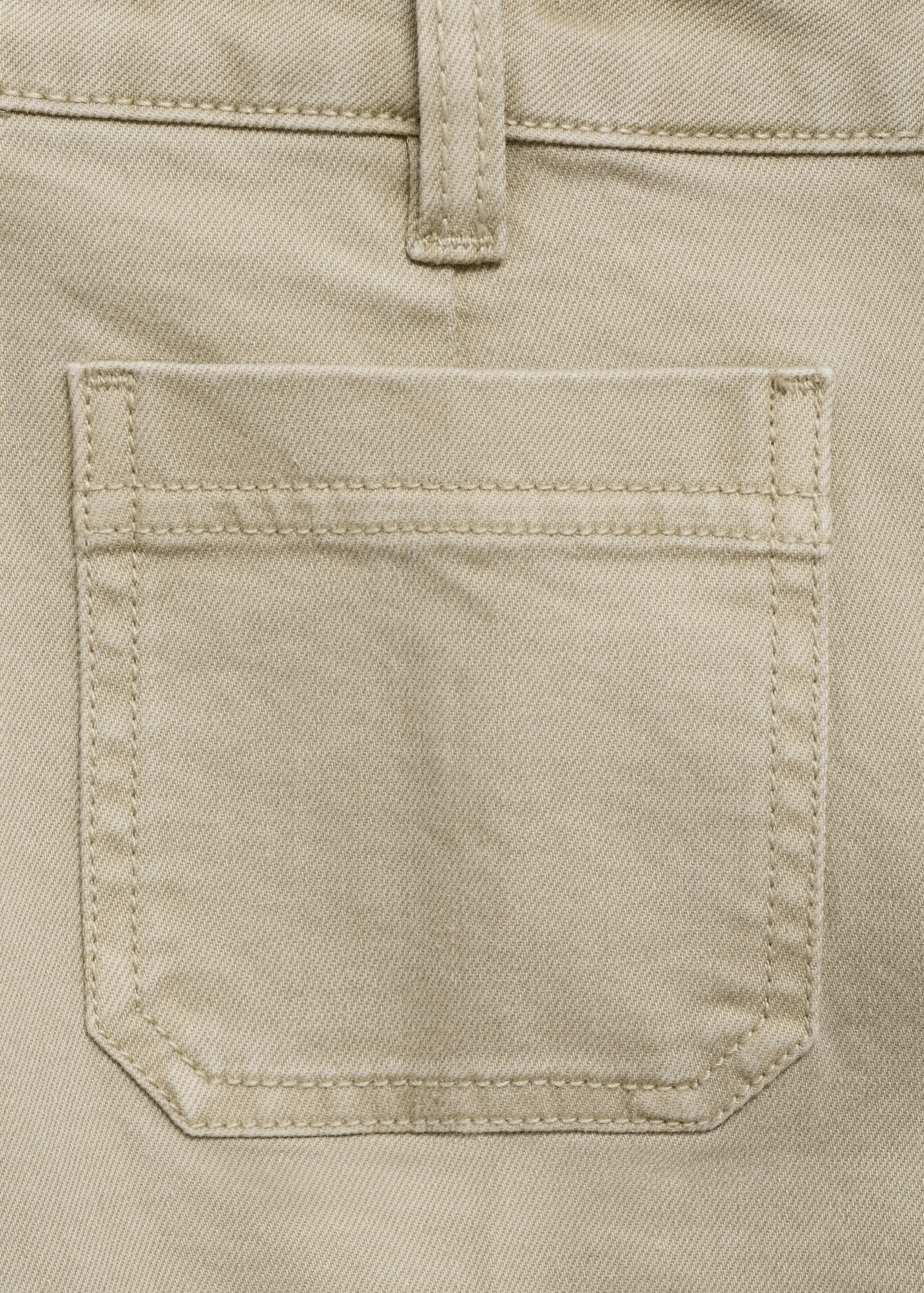 Flared cropped jeans with pockets - Details of the article 0