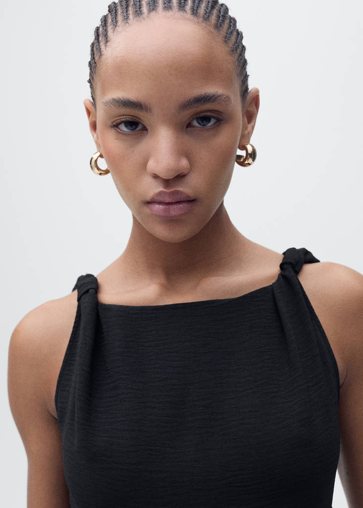 Long asymmetric dress — Black