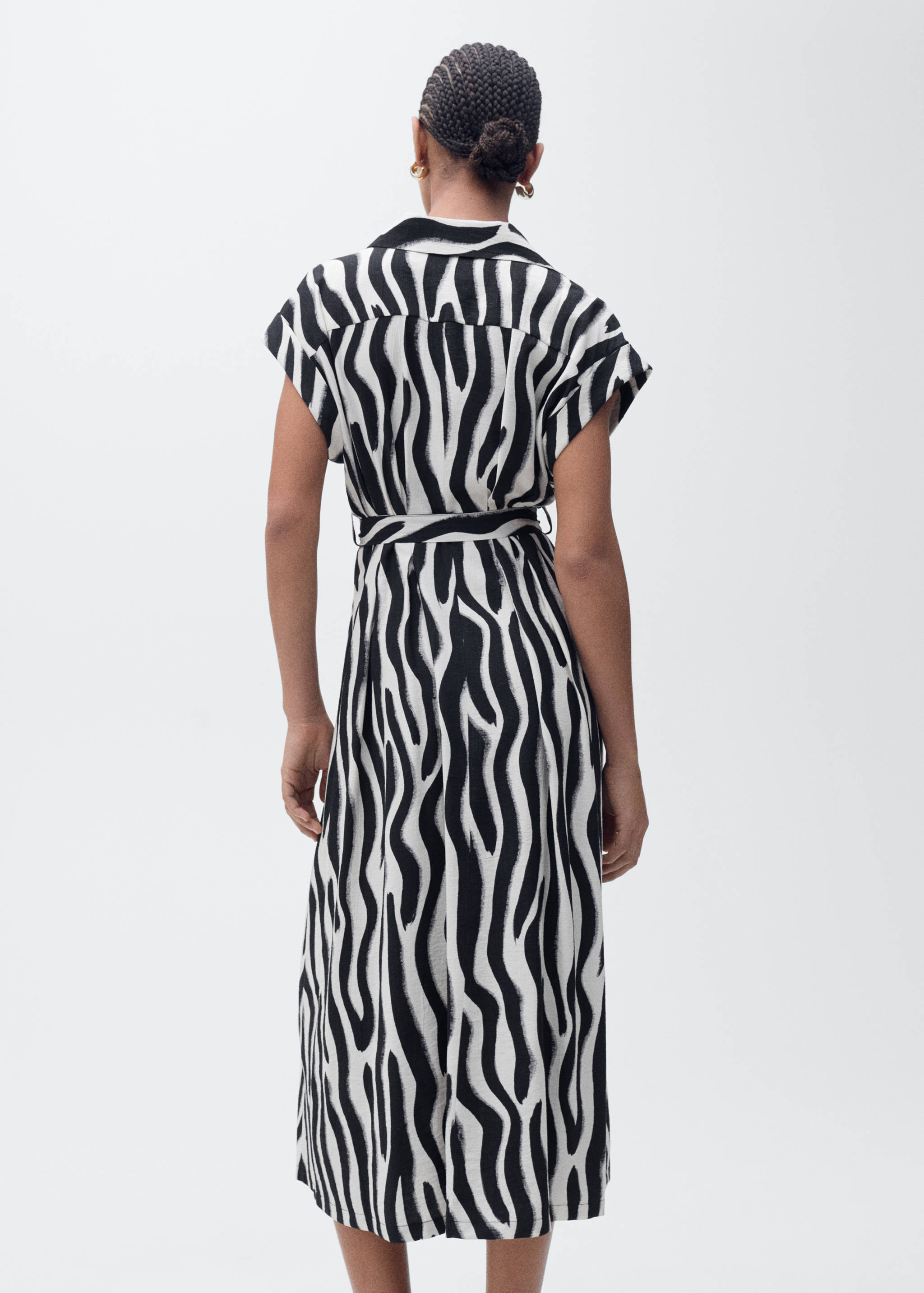 Zebra shirt dress - Reverse of the article