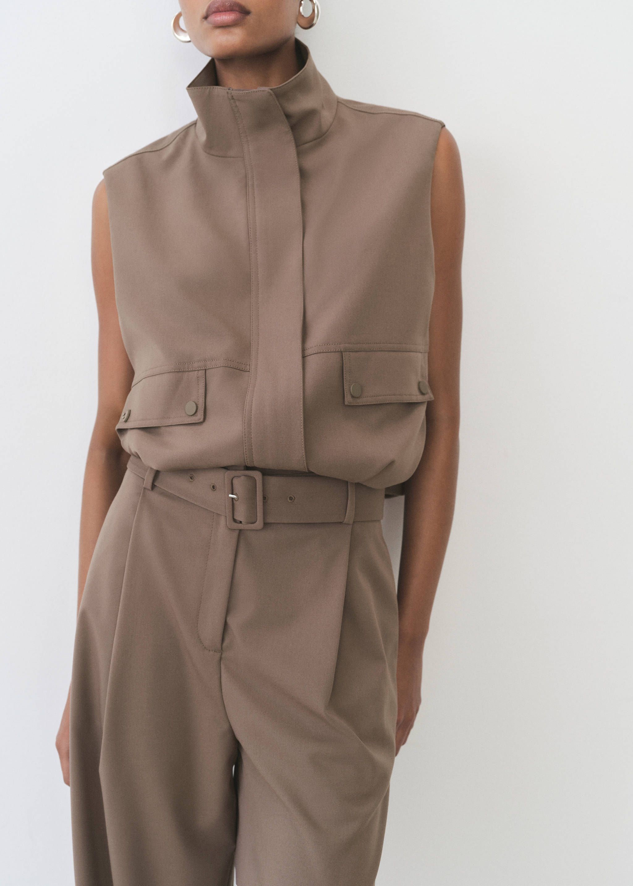 Belt straight-fit pants - Details of the article 1