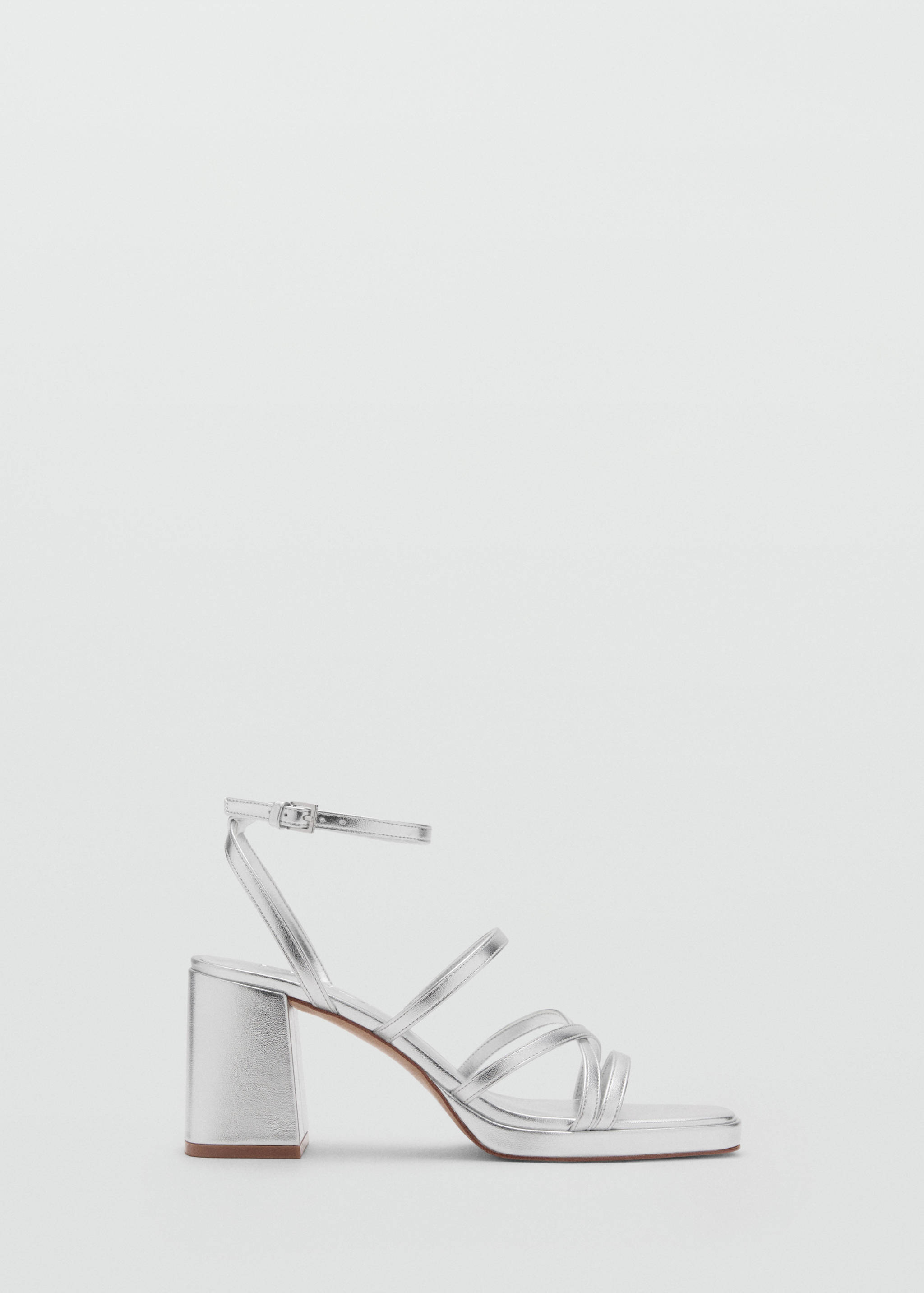 Sandália de salto com tiras metalizadas - Artigo sem modelo