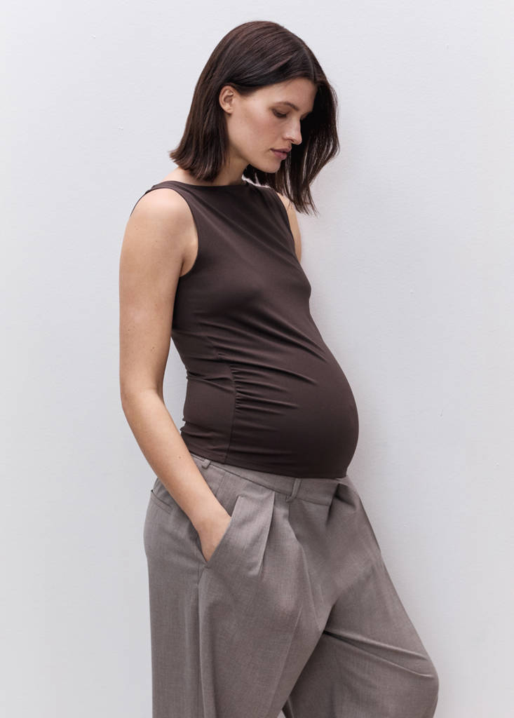 Ruched maternity top — Chocolate