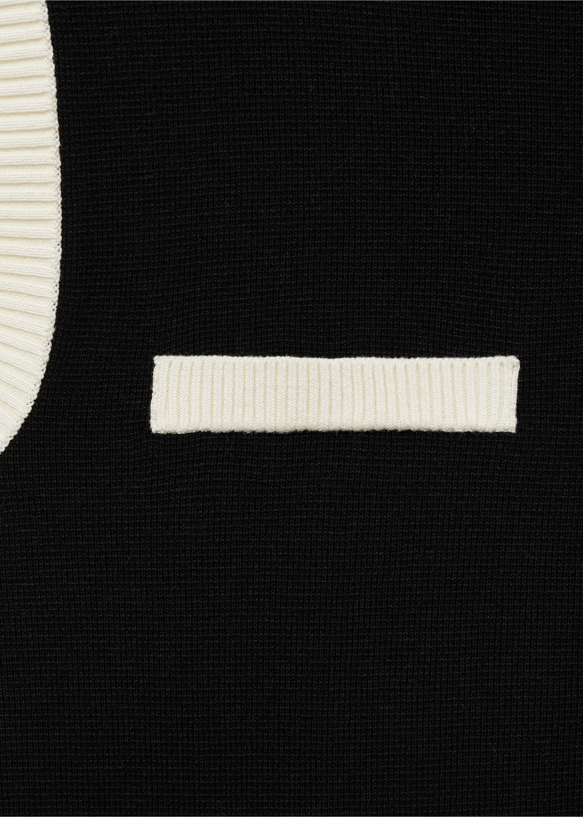 Knitted waistcoat with contrast piping - Details of the article 8, Black. Ref: 87045763-00.