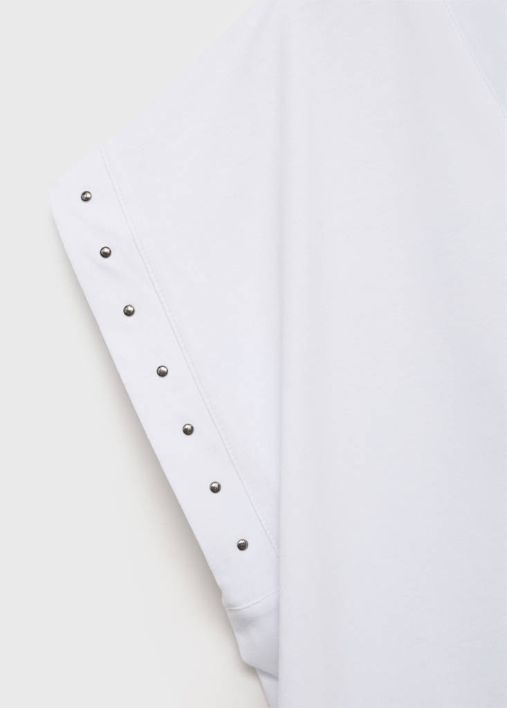 Studded V-neck t-shirt — White