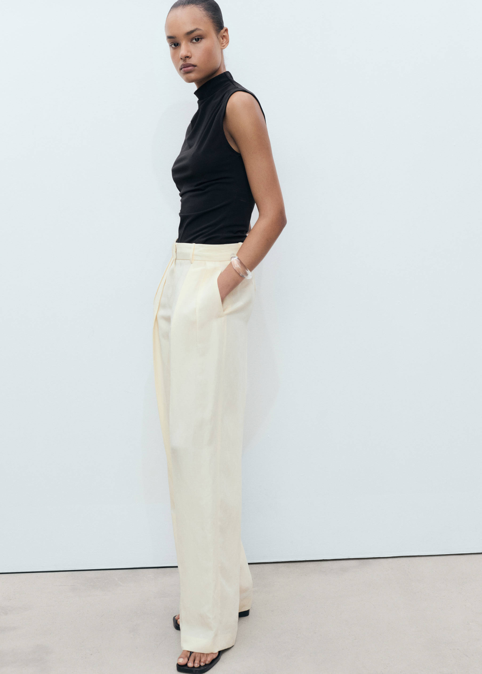 Top drapeado de malha fina - Pormenor do artigo 2