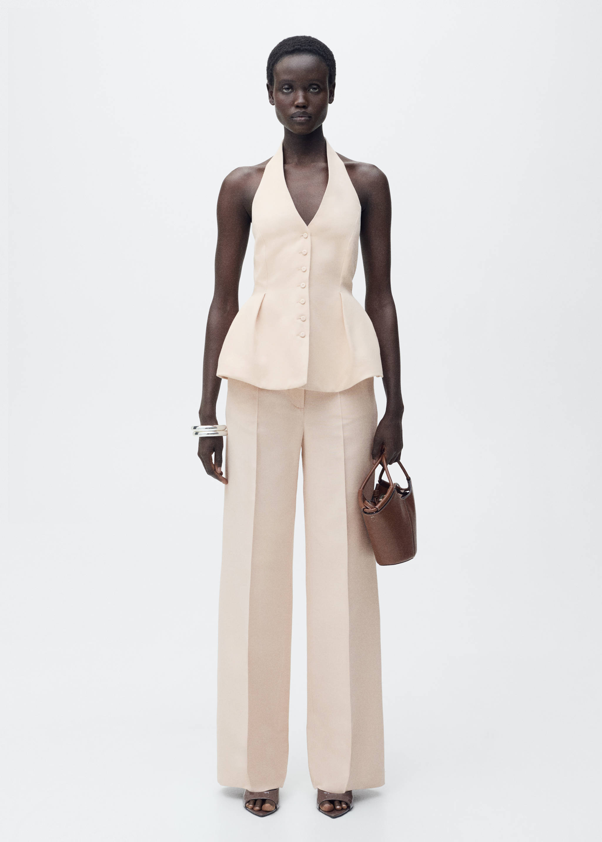 Halter-neck vest with pleats - General plane