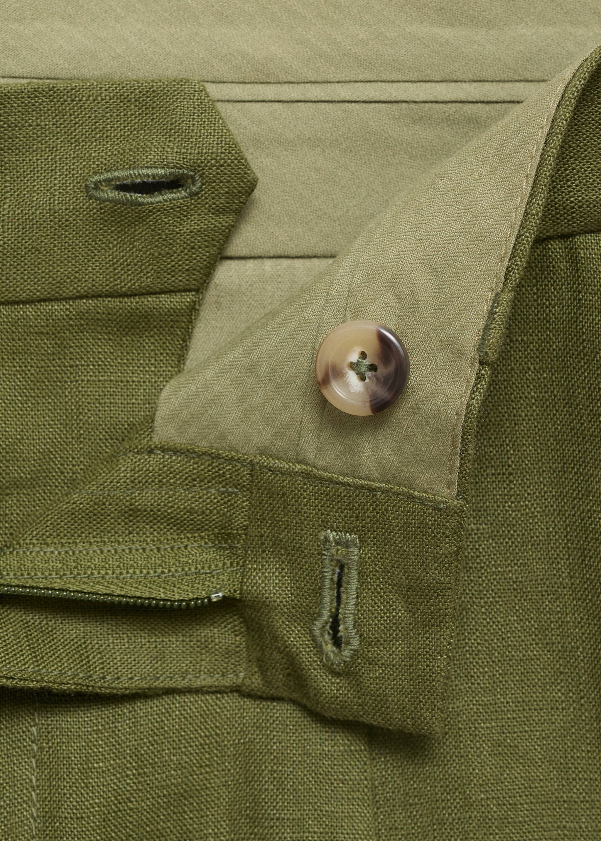 100% linen bermuda shorts with pleats - Details of the article 8