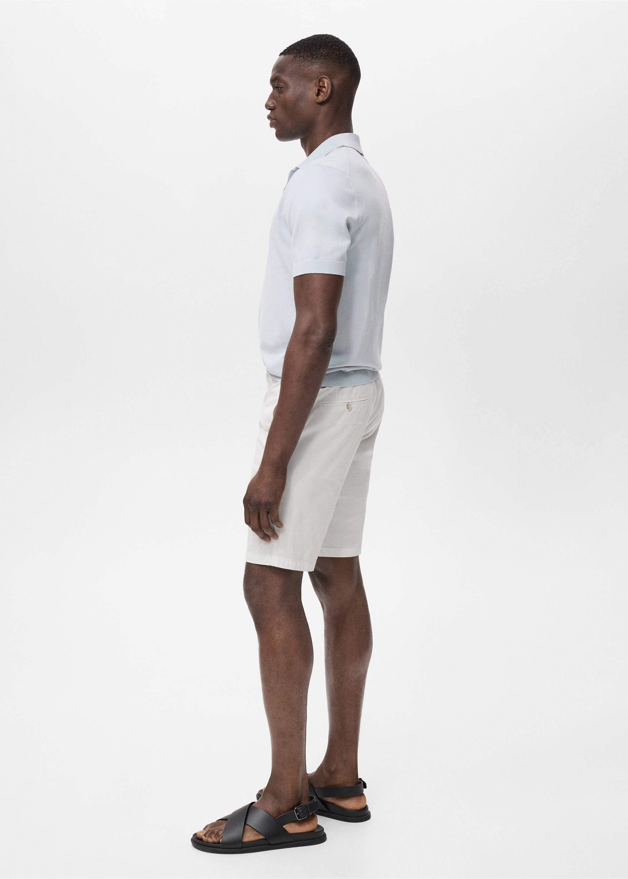 Slim-fit chino cotton bermuda shorts - Details of the article 3, White. Ref: 87045918-00.