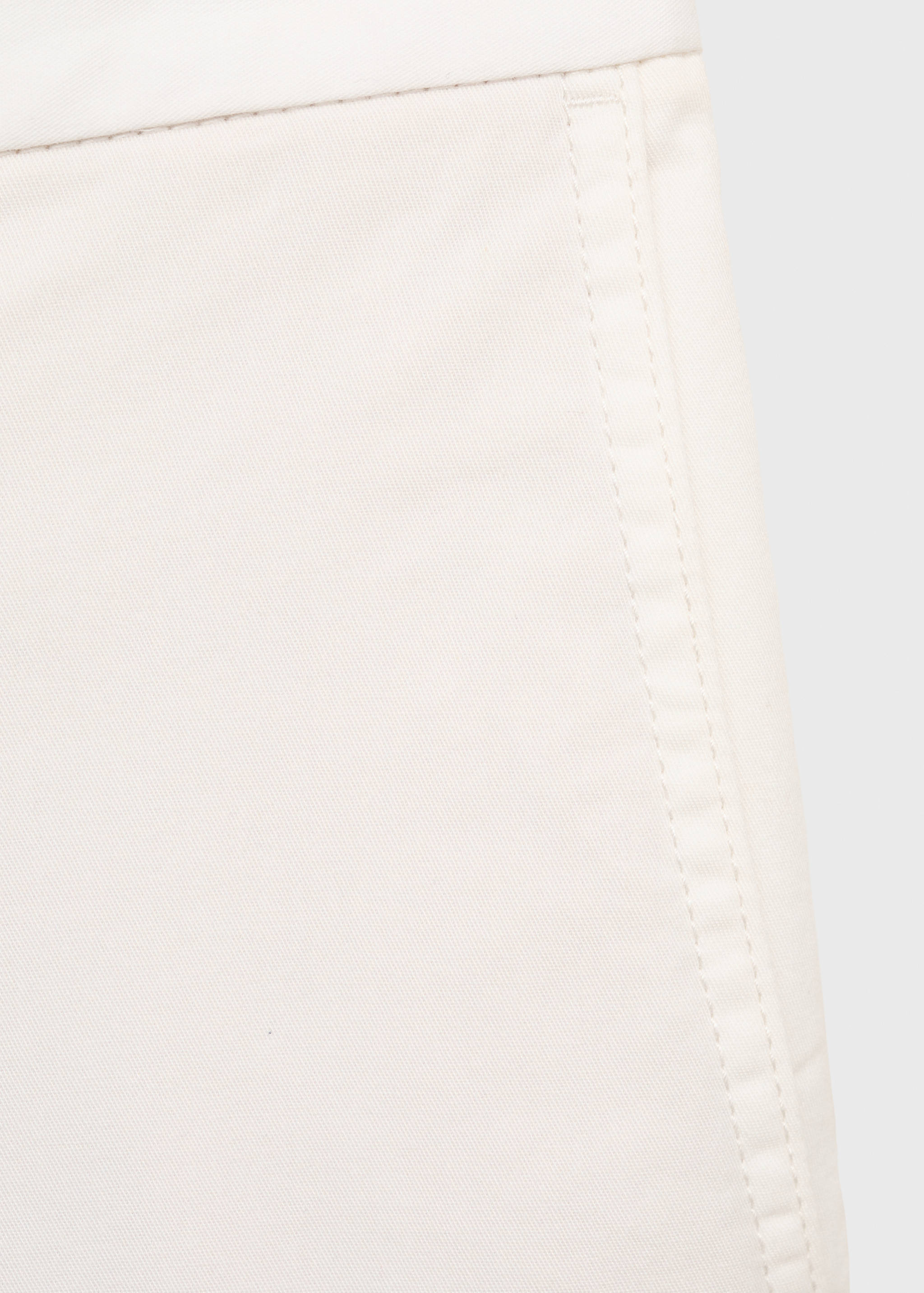 Slim-fit chino cotton bermuda shorts - Details of the article 0
