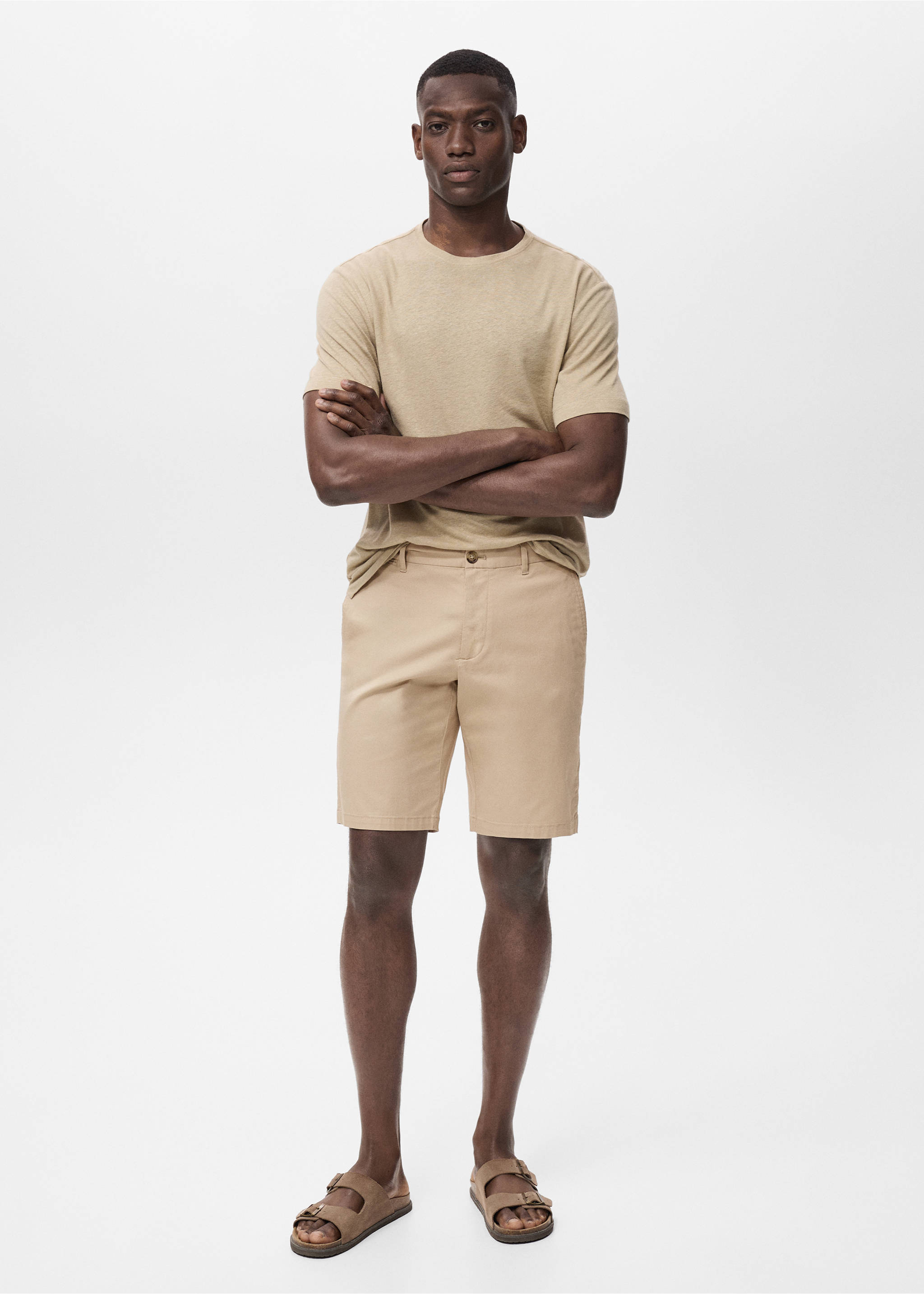 Slim-fit chino cotton bermuda shorts - General plane, Beige. Ref: 87045918-00.