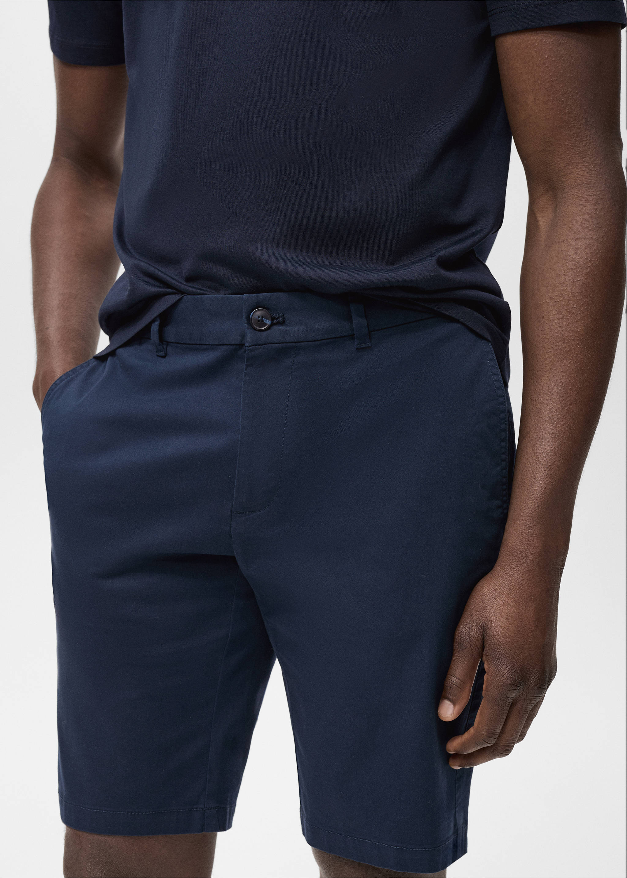Slim-fit chino cotton bermuda shorts - Details of the article 1, Dark Navy. Ref: 87045918-00.