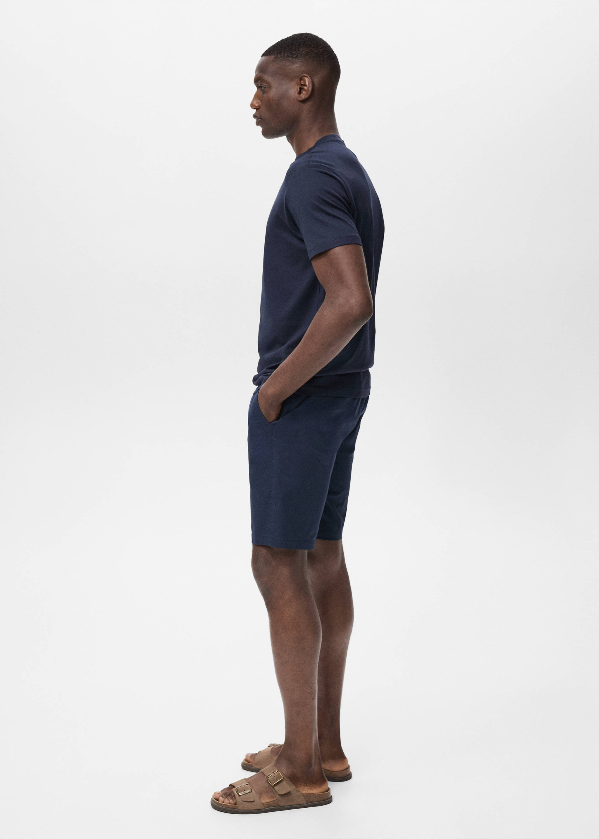 Slim-fit chino cotton bermuda shorts - Details of the article 3, Dark Navy. Ref: 87045918-00.