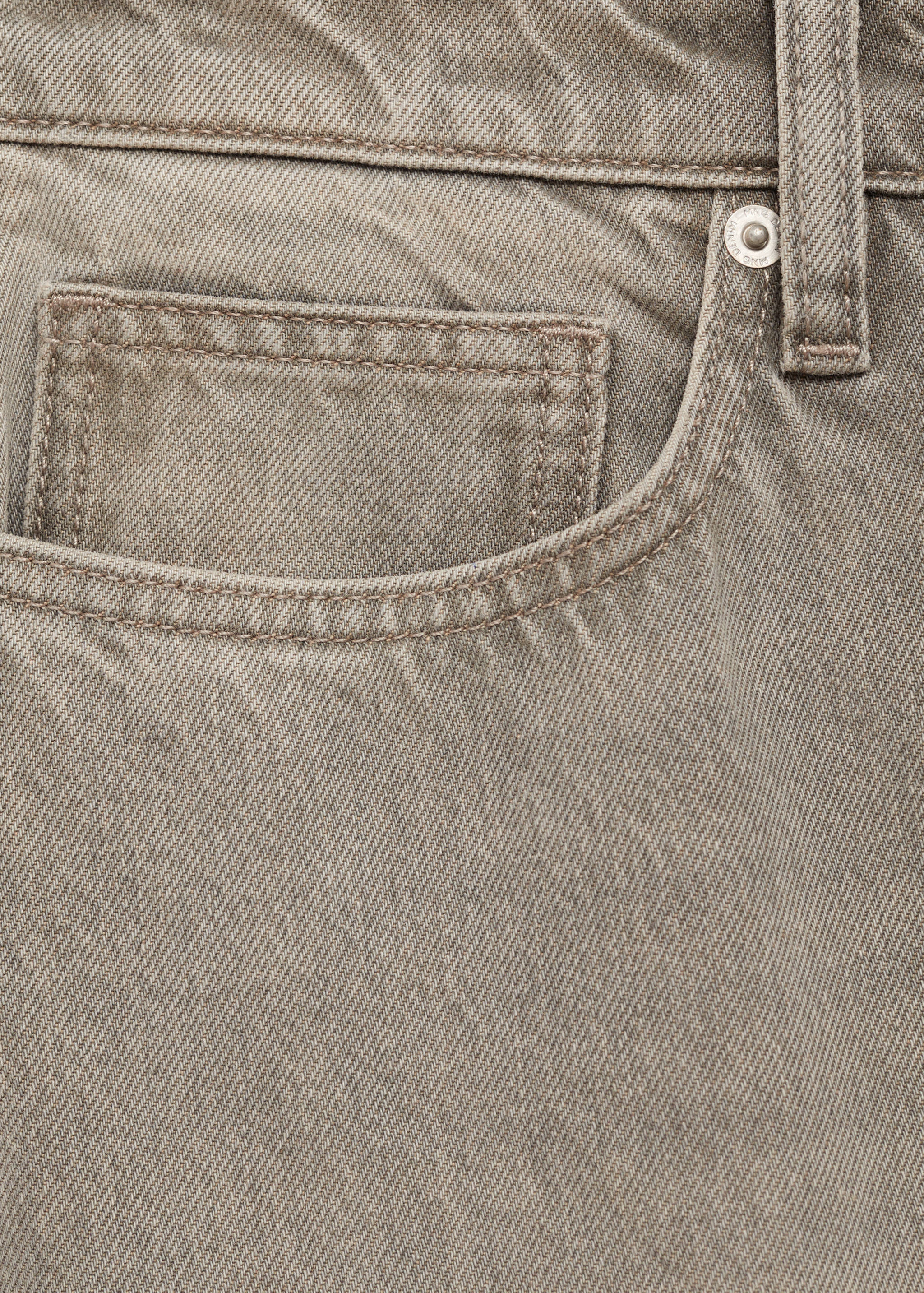 Cropped carrot-fit jeans - Details of the article 0