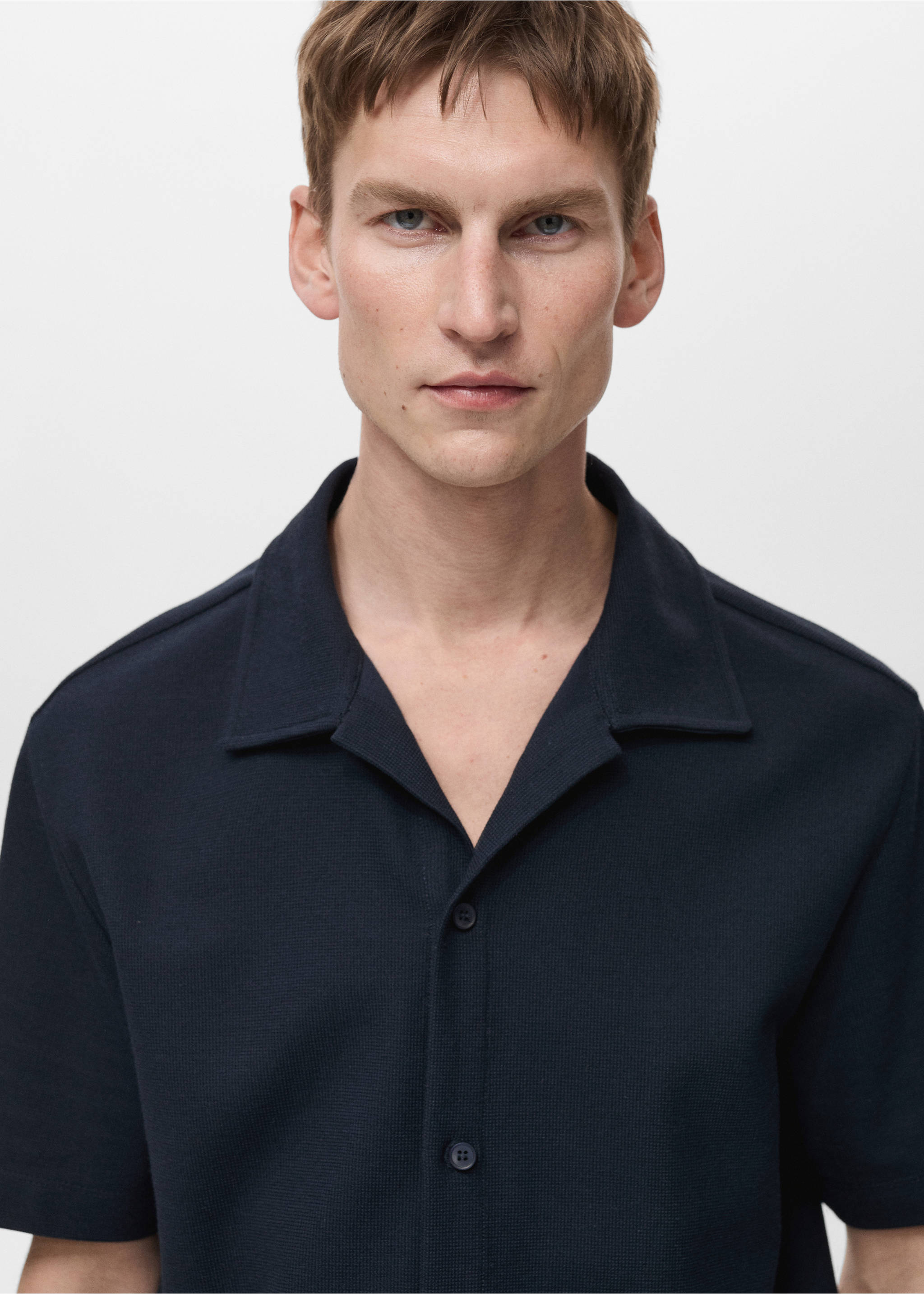 Structured knitted shirt - Details of the article 1, Dark Navy. Ref: 87045925-00.