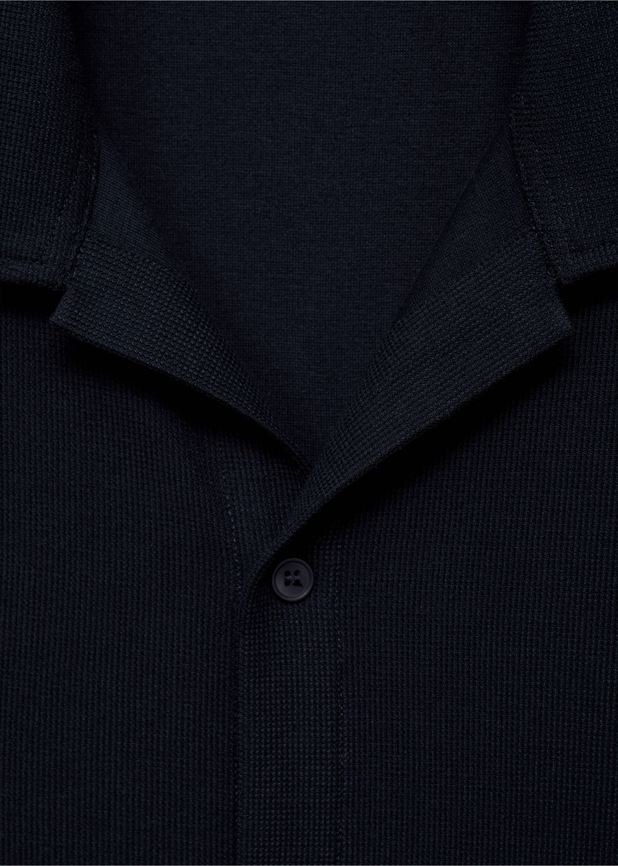 Structured knitted shirt - Details of the article 8, Dark Navy. Ref: 87045925-00.