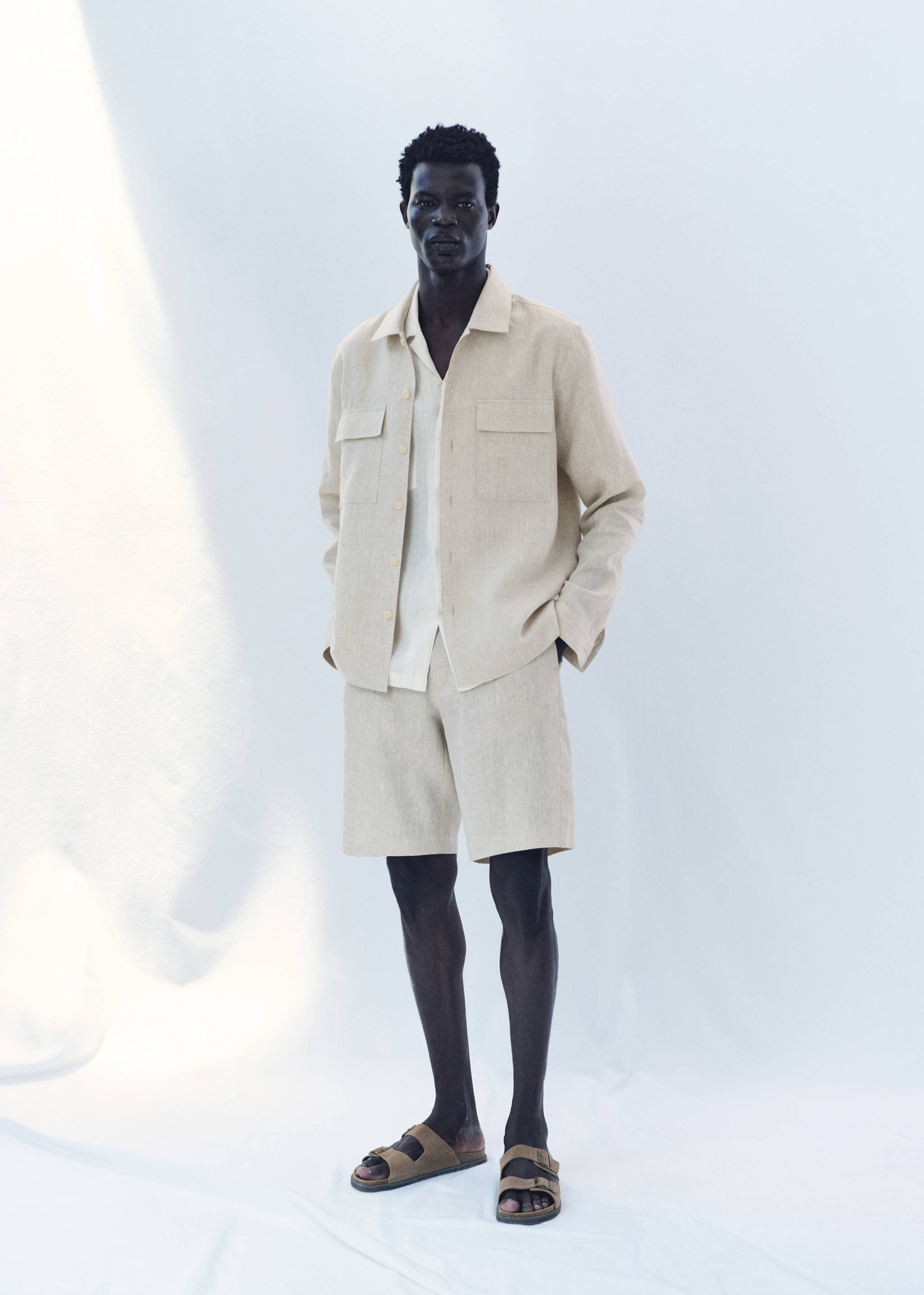 100% linen overshirt with pockets - Details of the article 3