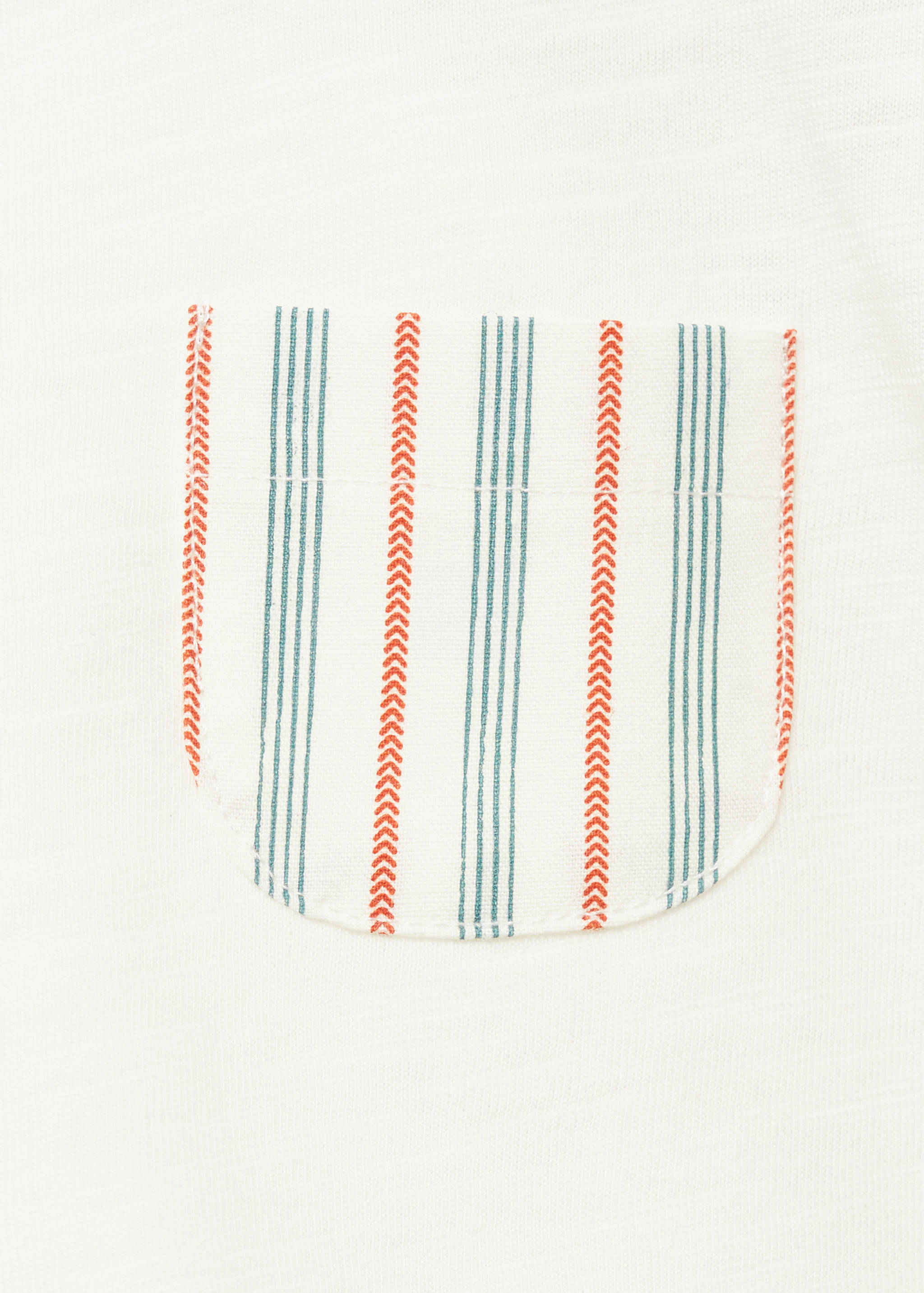 Patch pocket T-shirt - Details of the article 8