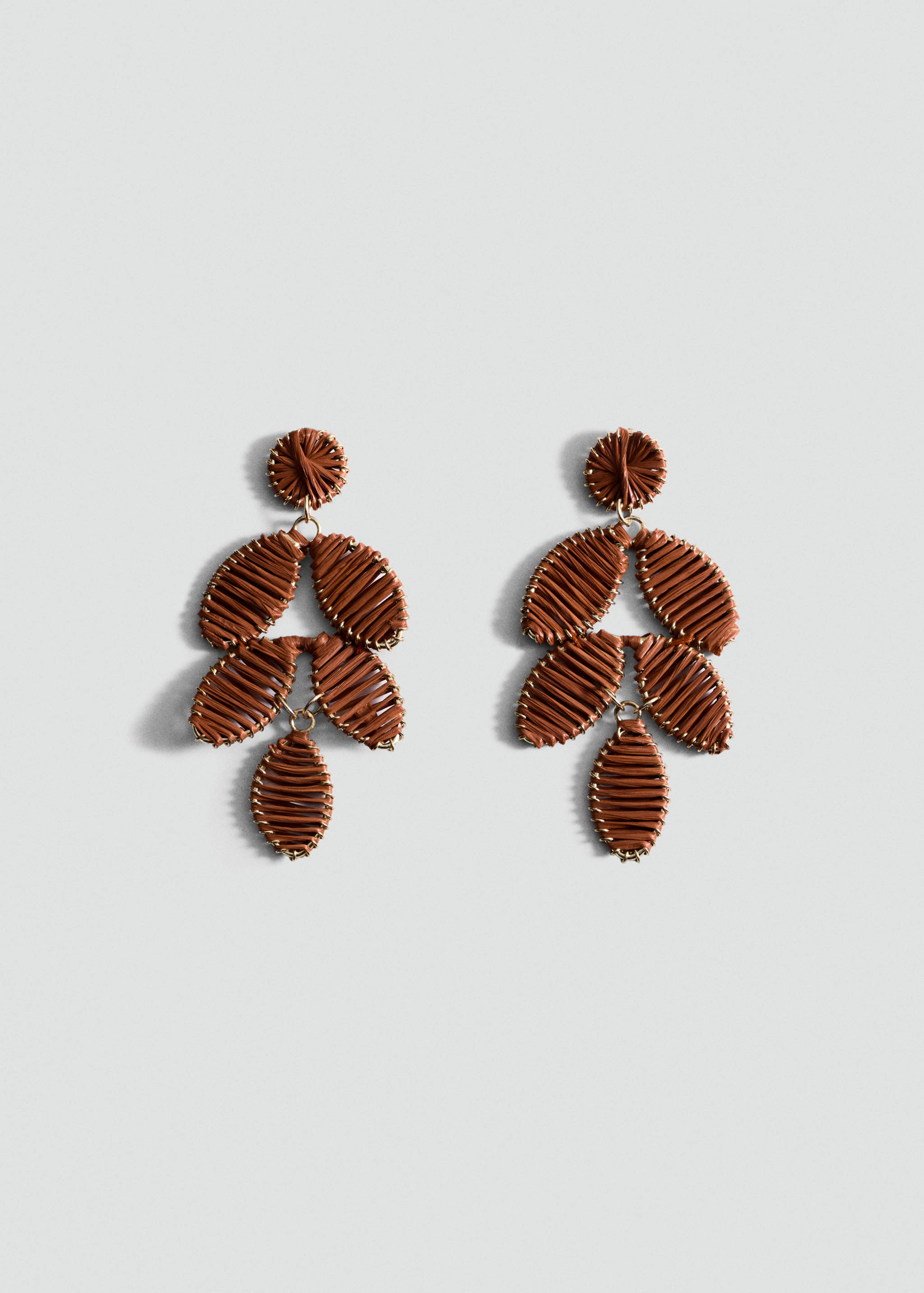 Long floral-design earrings - Article without model