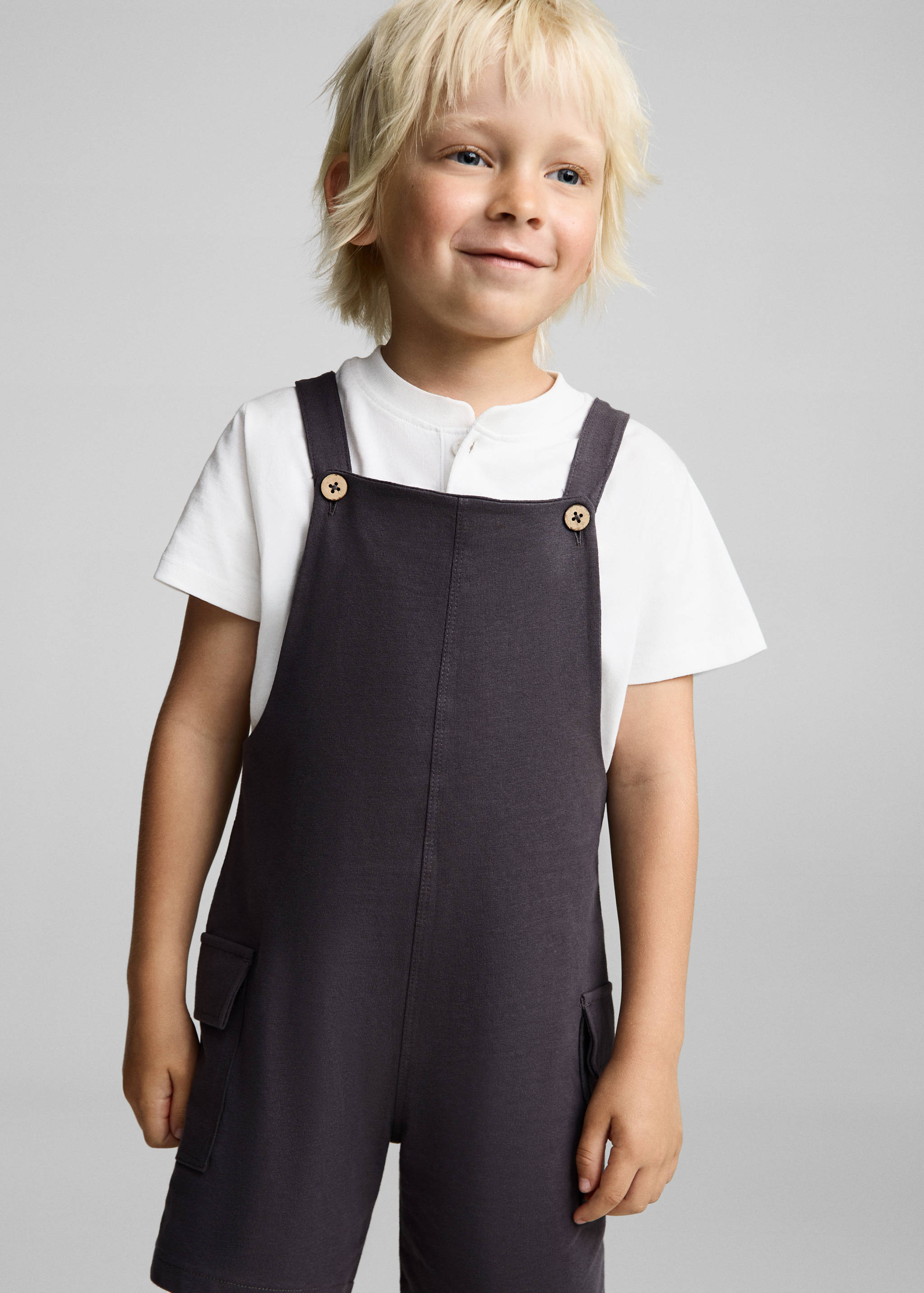 Knitted short dungarees - Medium plane