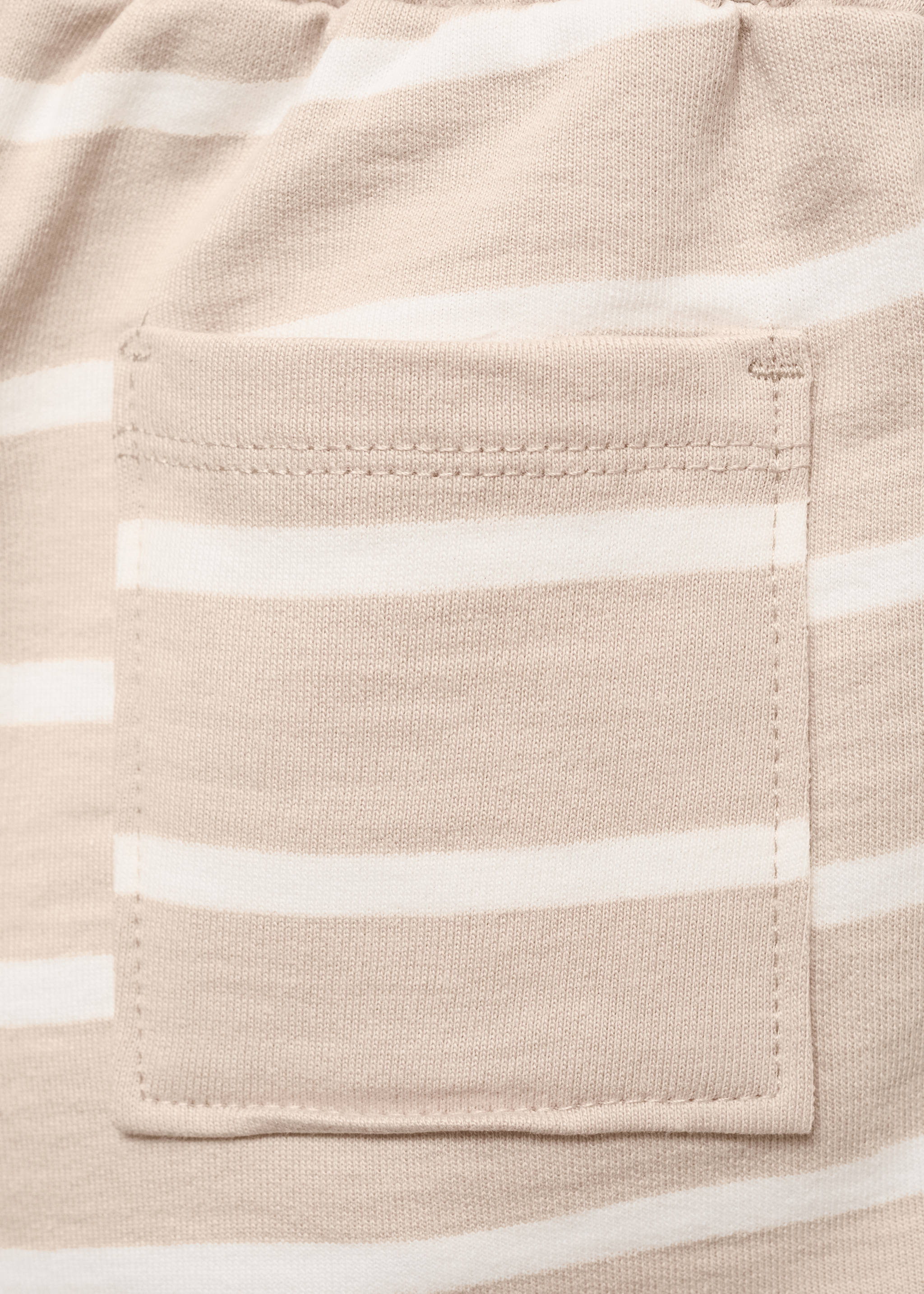 Striped bermuda shorts with drawstring - Details of the article 0