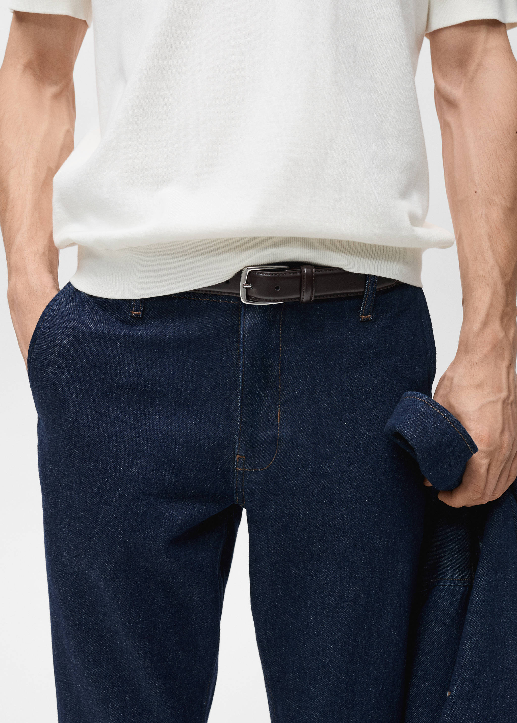 Regular-fit jeans met donkere wassing - Detail van het artikel 1