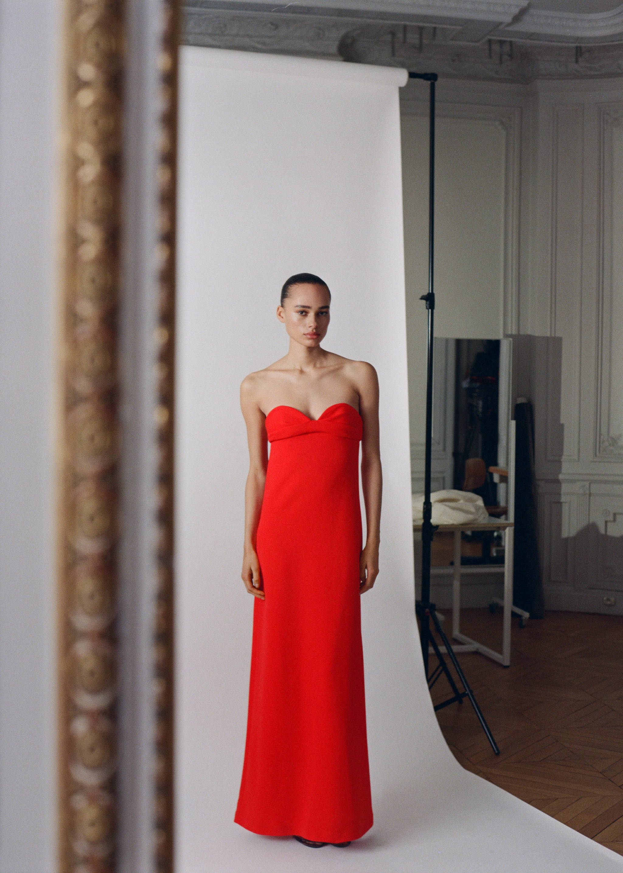 Rochie fără bretele, cu decolteu inimă - Detaliu al articolului 6