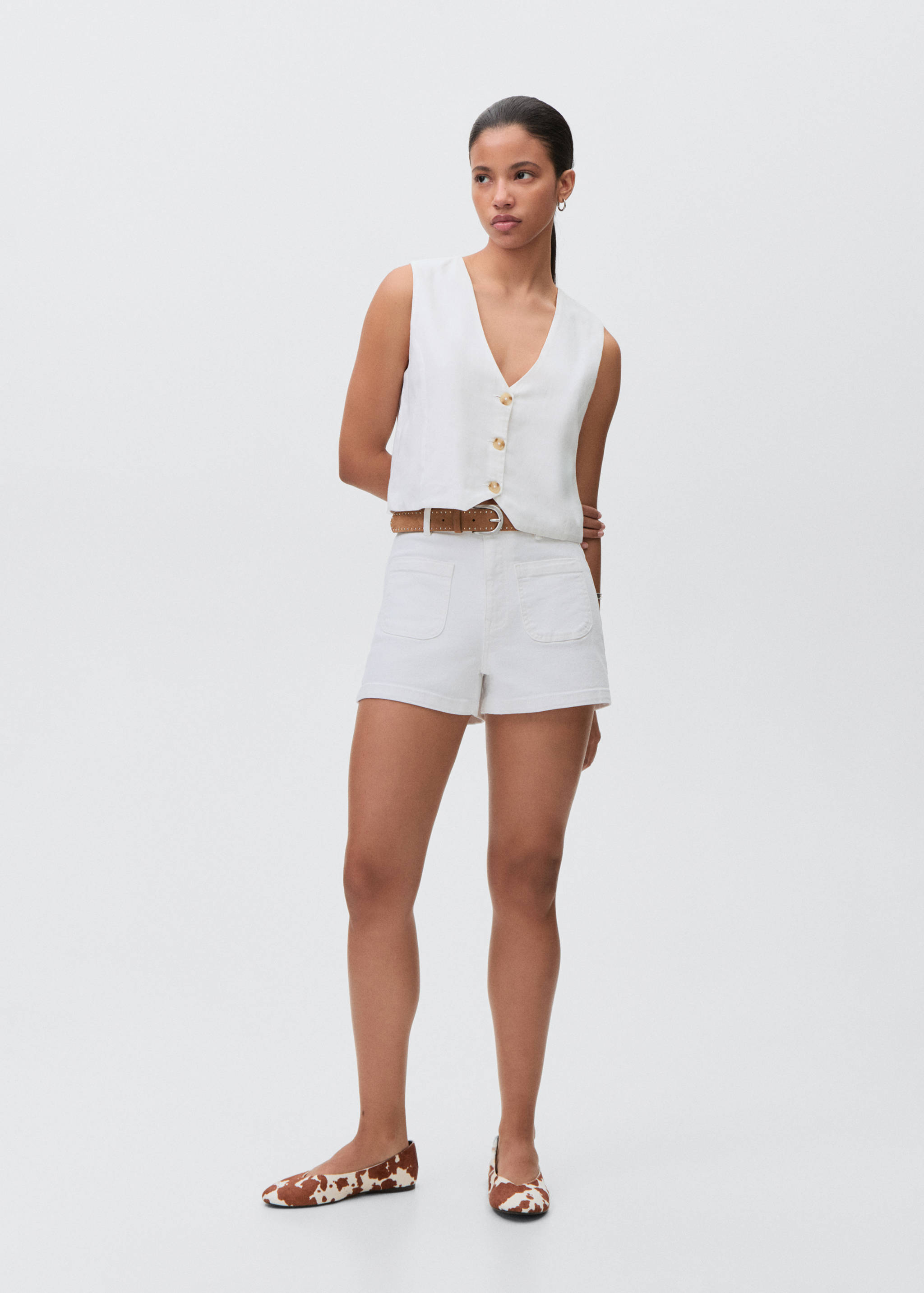 Denim shorts with pockets - General plane