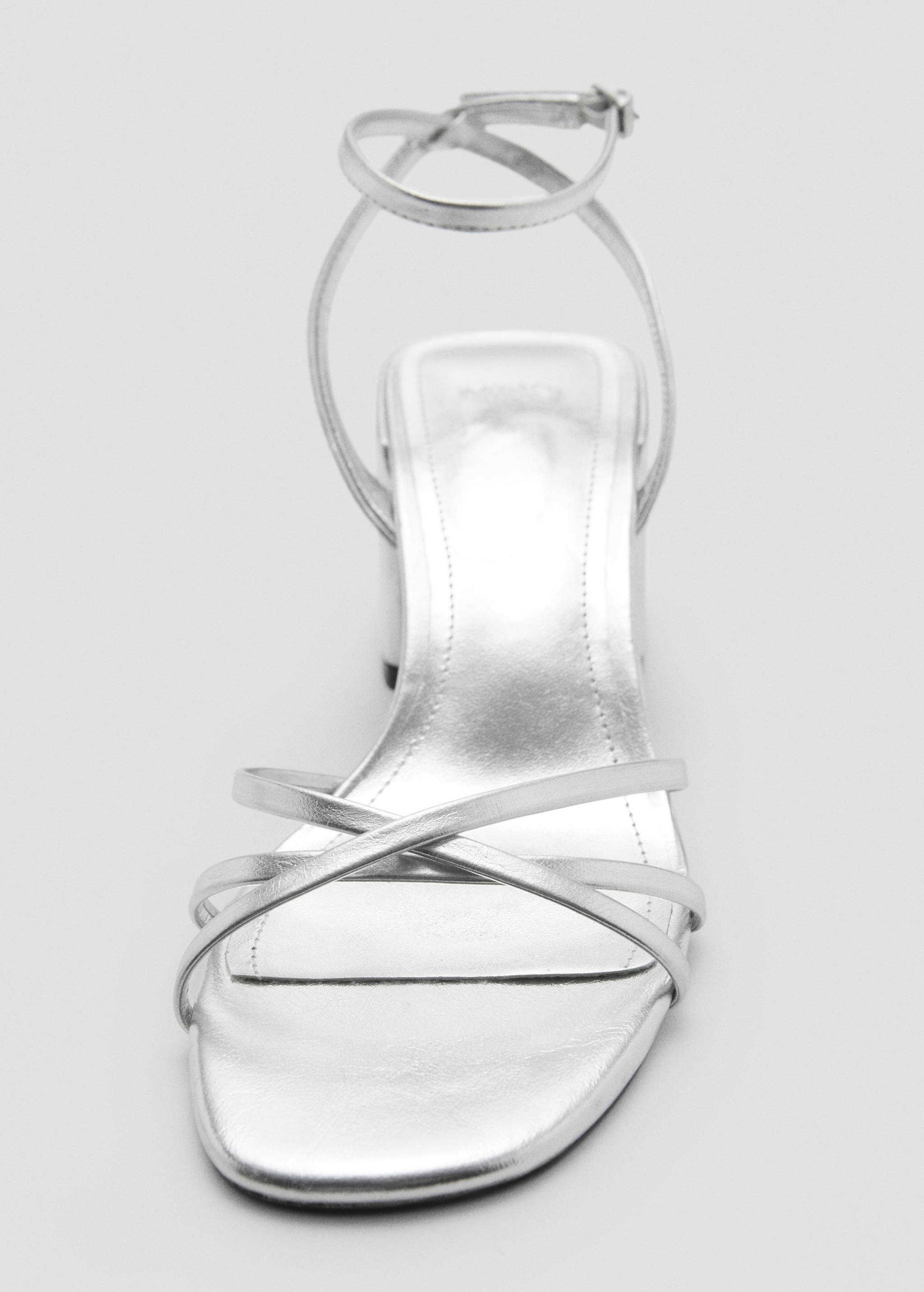 Sandaal met hak en gekruiste bandjes - Detail van het artikel 1