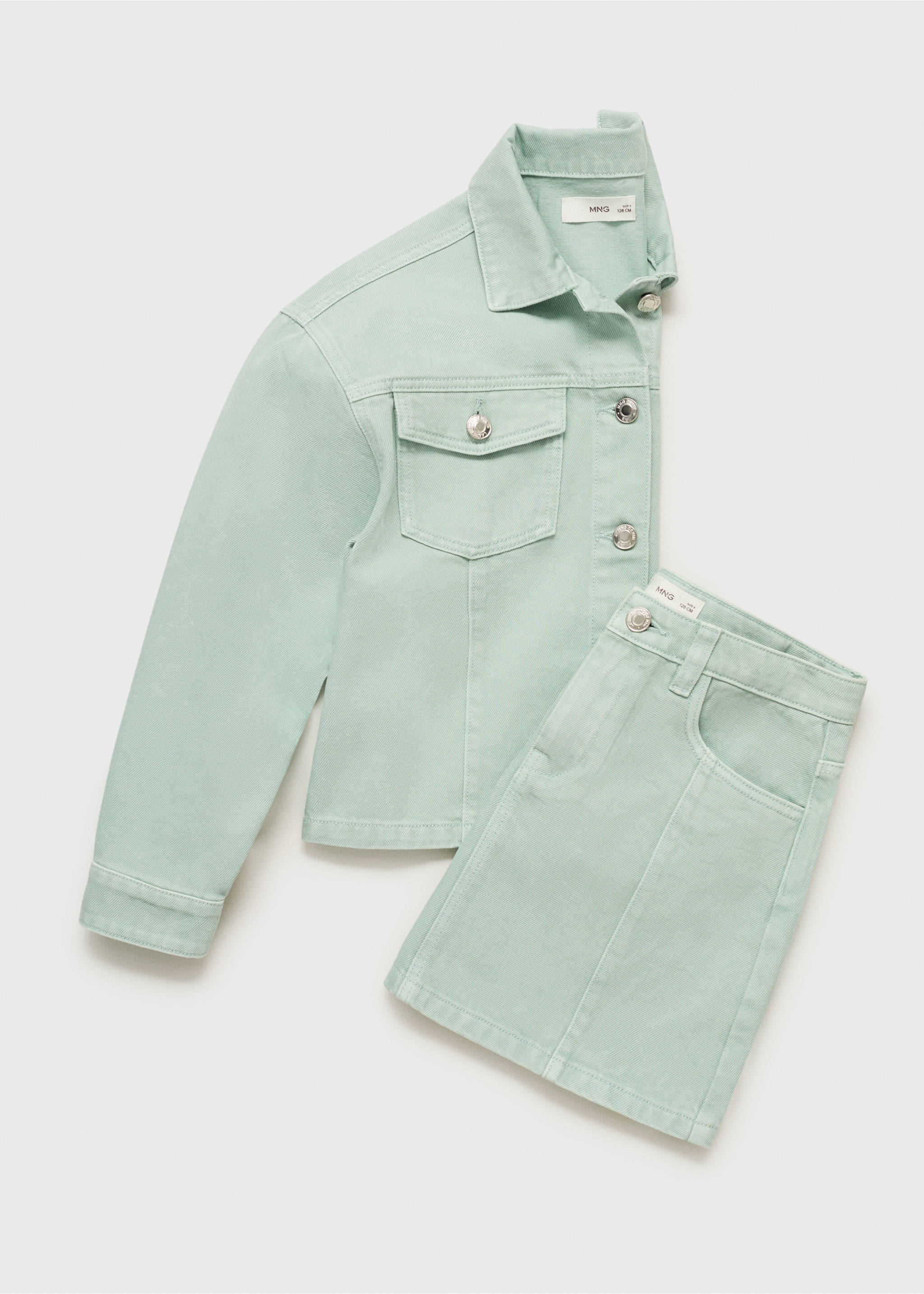 Denim jacket pockets - Details of the article 8, Pastel Green. Ref: 87046345-00.