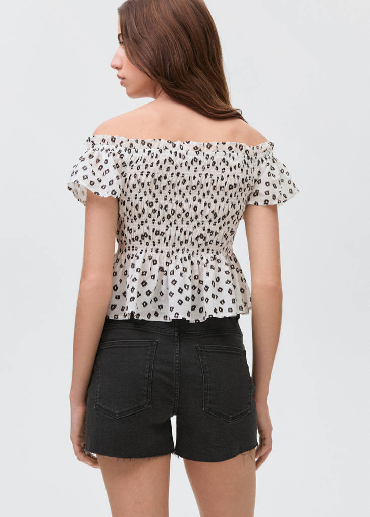 Studded denim shorts — Black denim
