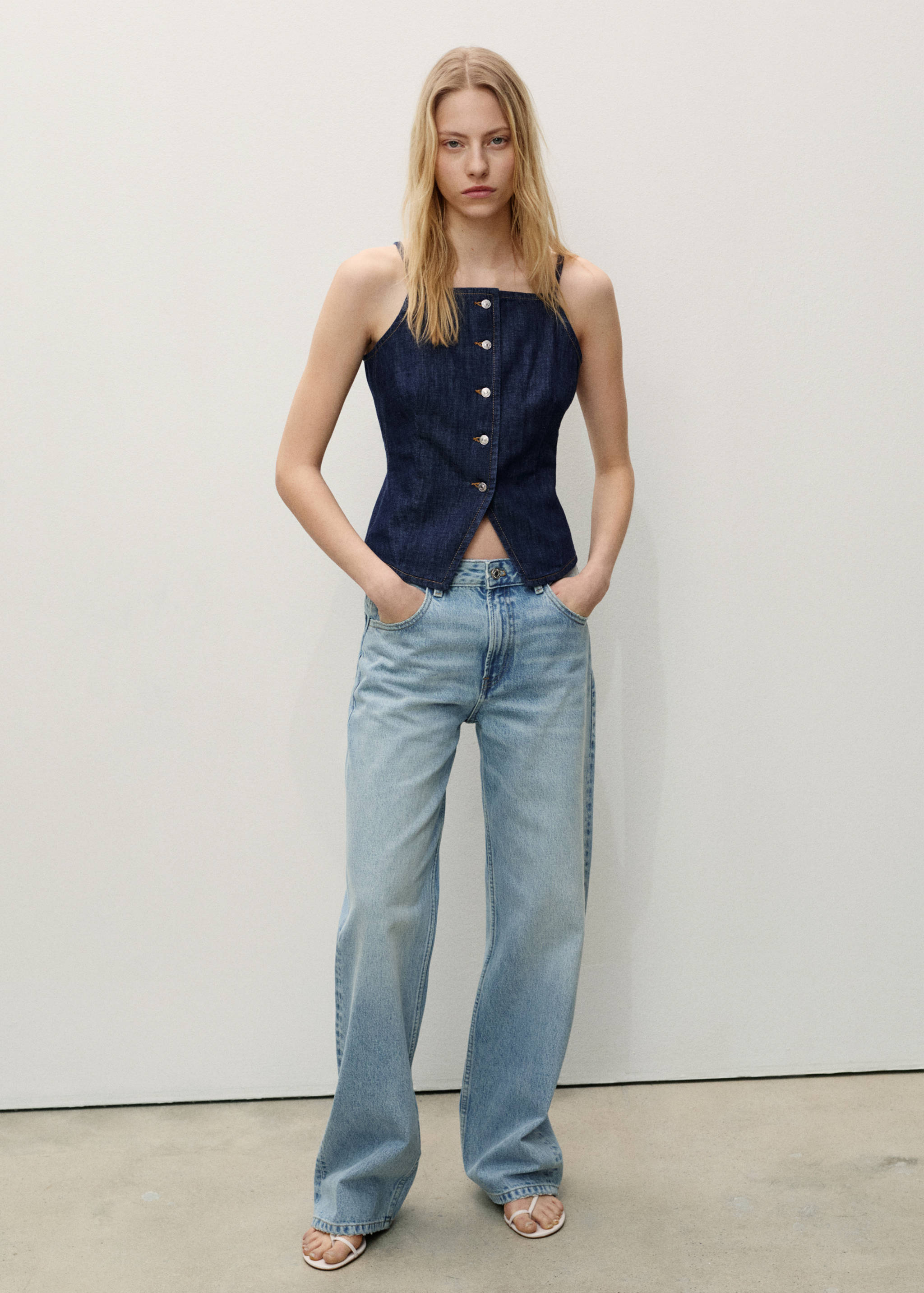 Miami medium-rise straight-fit jeans - General plane