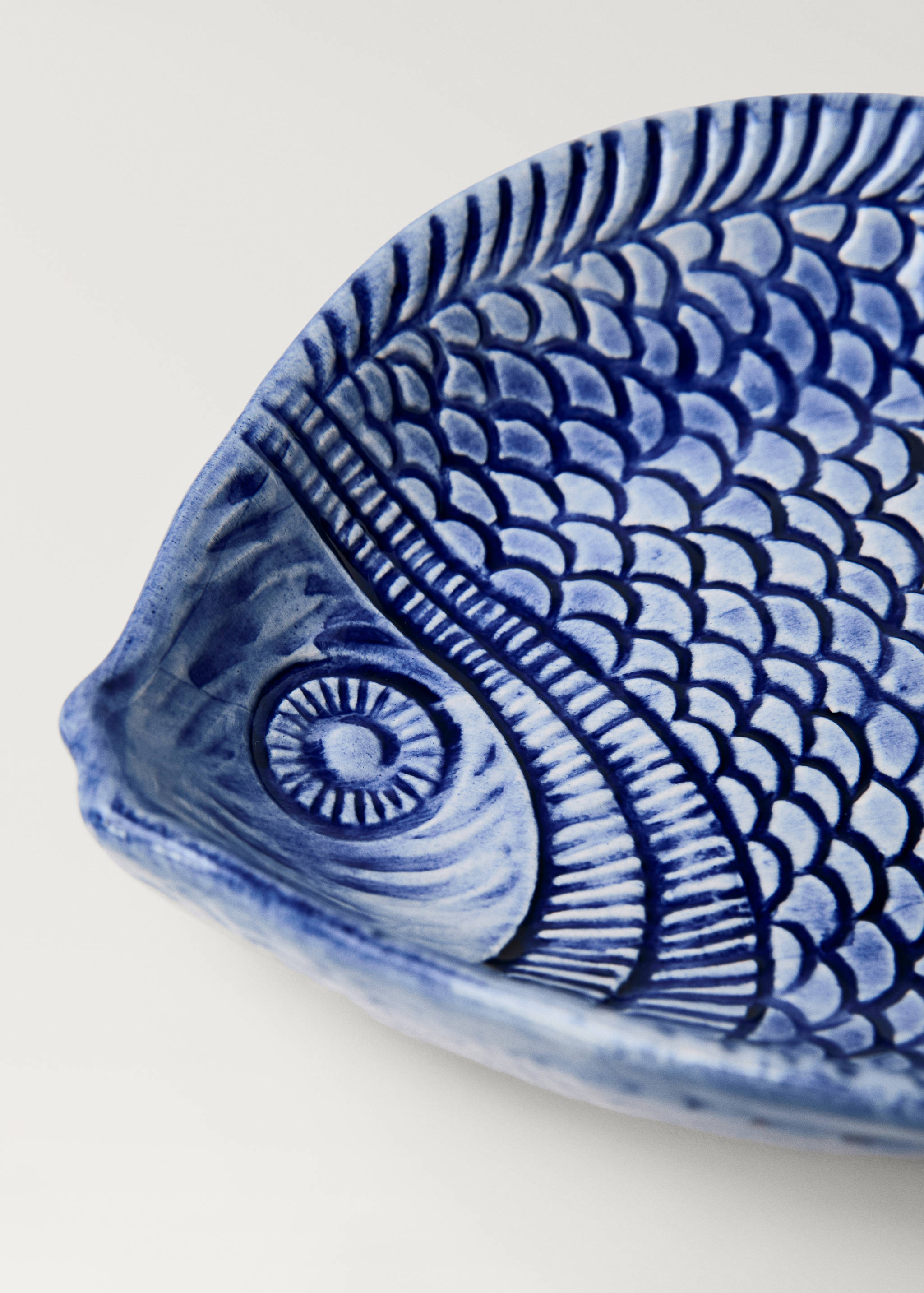 Mały półmisek z kamionki z wypukłym wzorem - Szczegóły artykułu 2