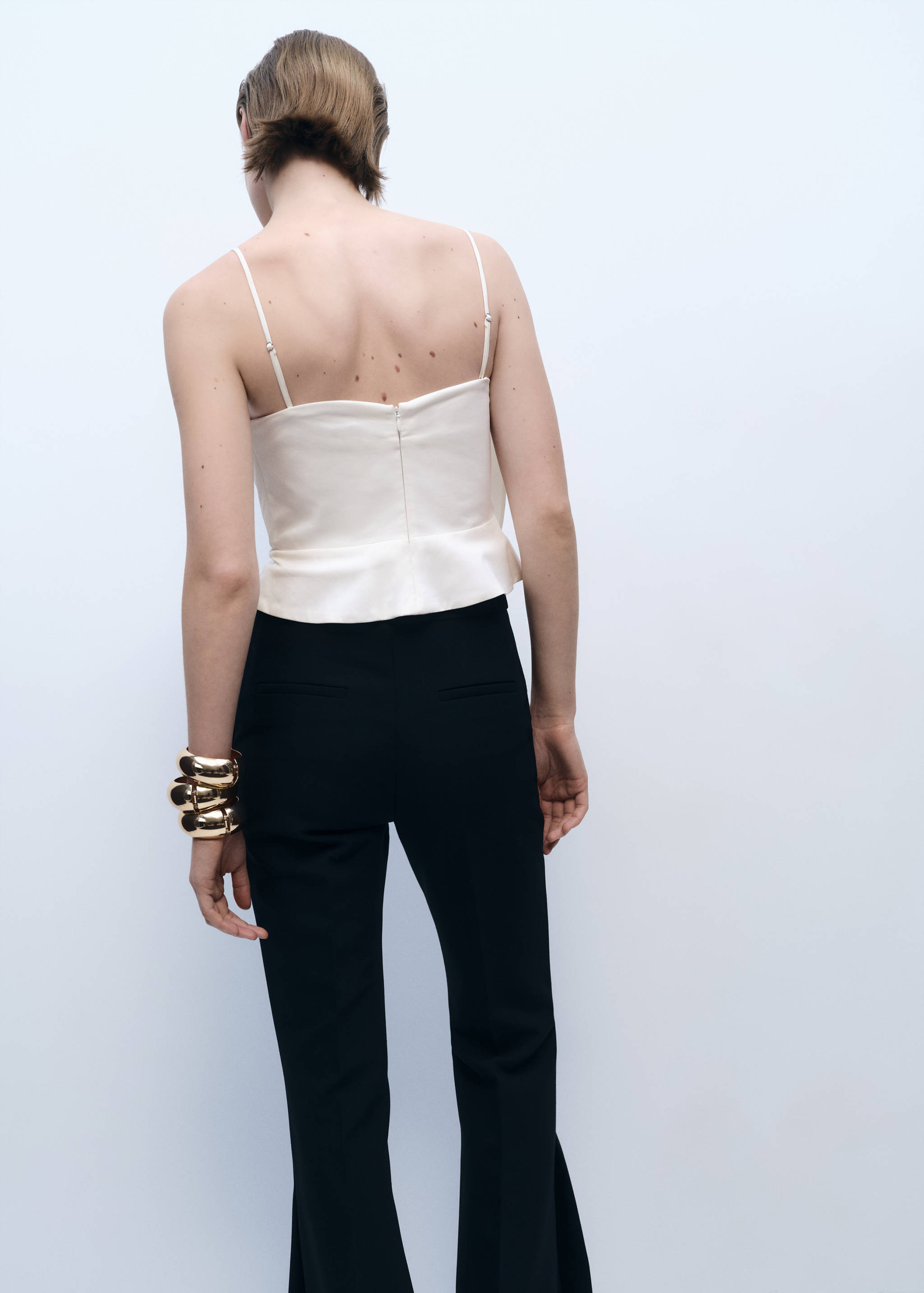 Топ с макси-воланом - Обратная сторона изделия