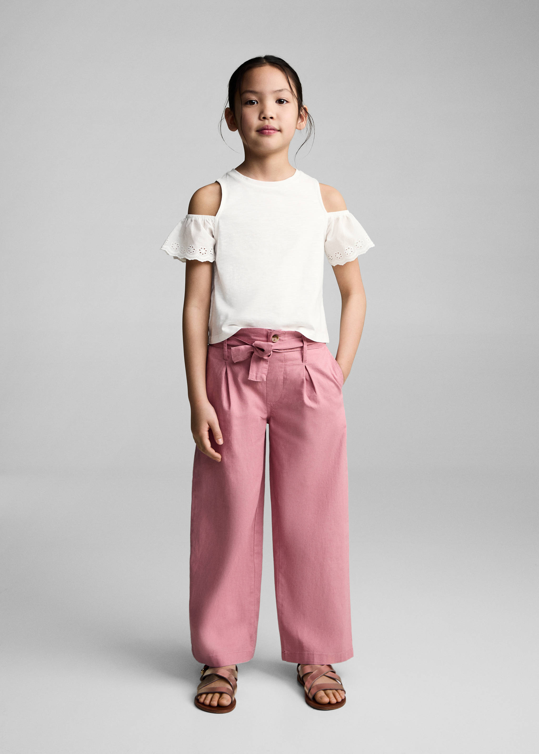 T-shirt cut out - Plan général