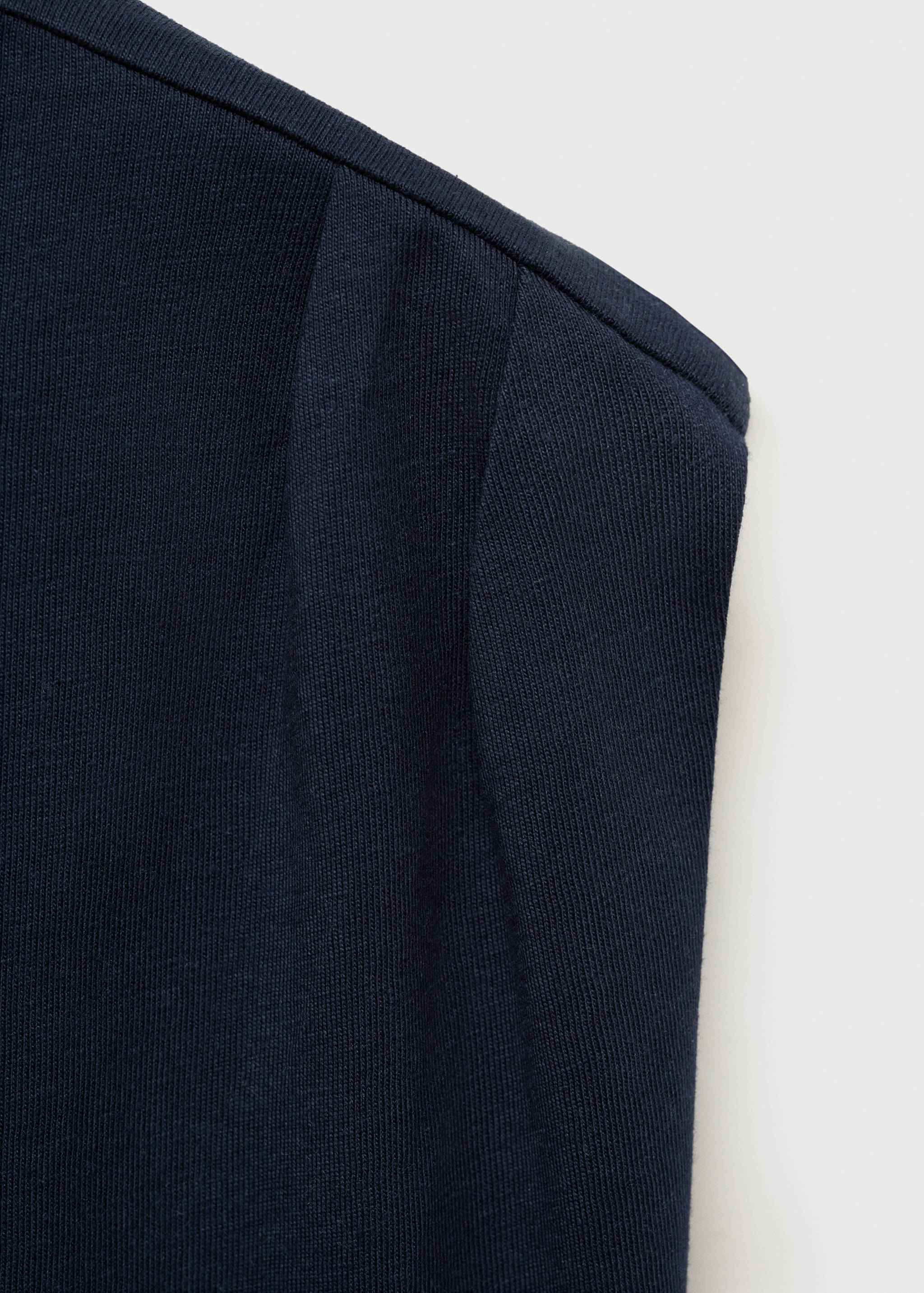 T-shirt with message and pleated shoulders - Details of the article 0