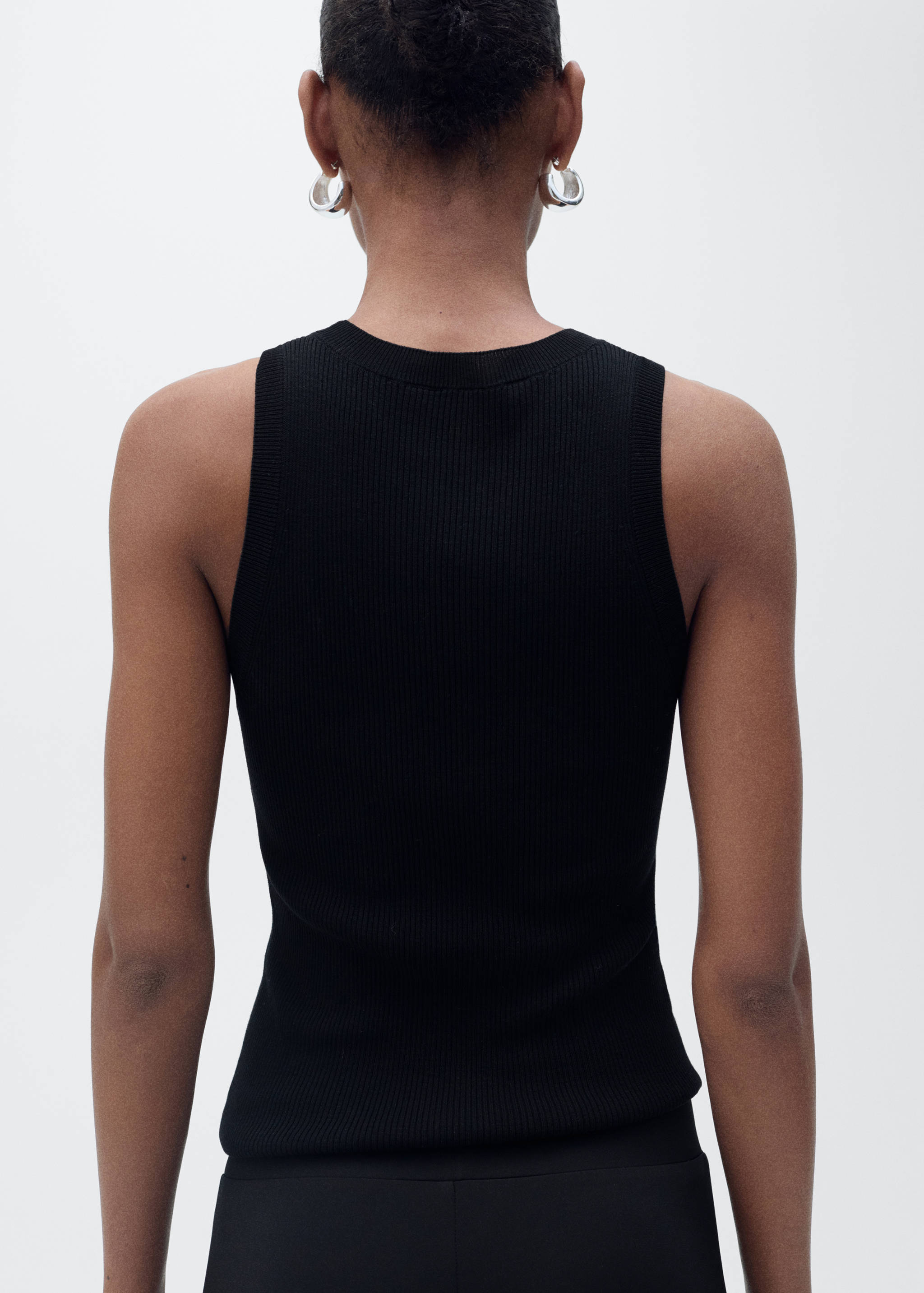 Ribbed knit top - Reverse of the article